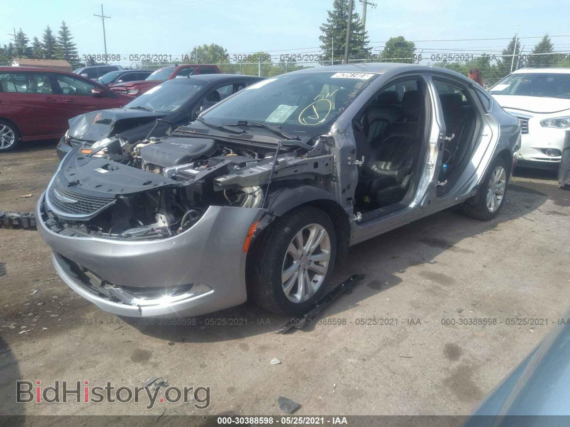 2015 CHRYSLER 200 - VIN: 1C3CCCAB0FN714328 - Фото 2