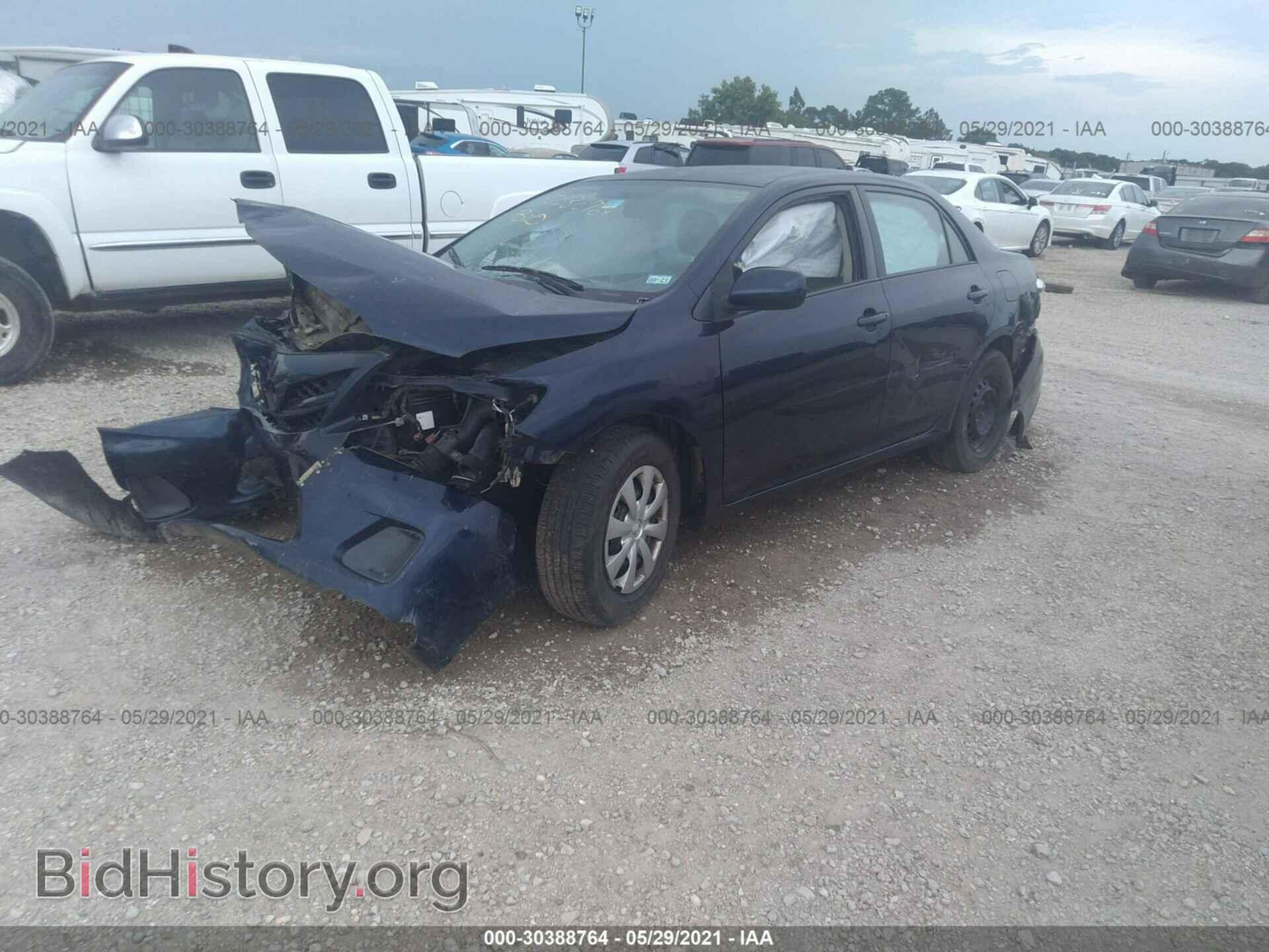 2011 TOYOTA COROLLA - VIN: 2T1BU4EEXBC552140 - Фото 2