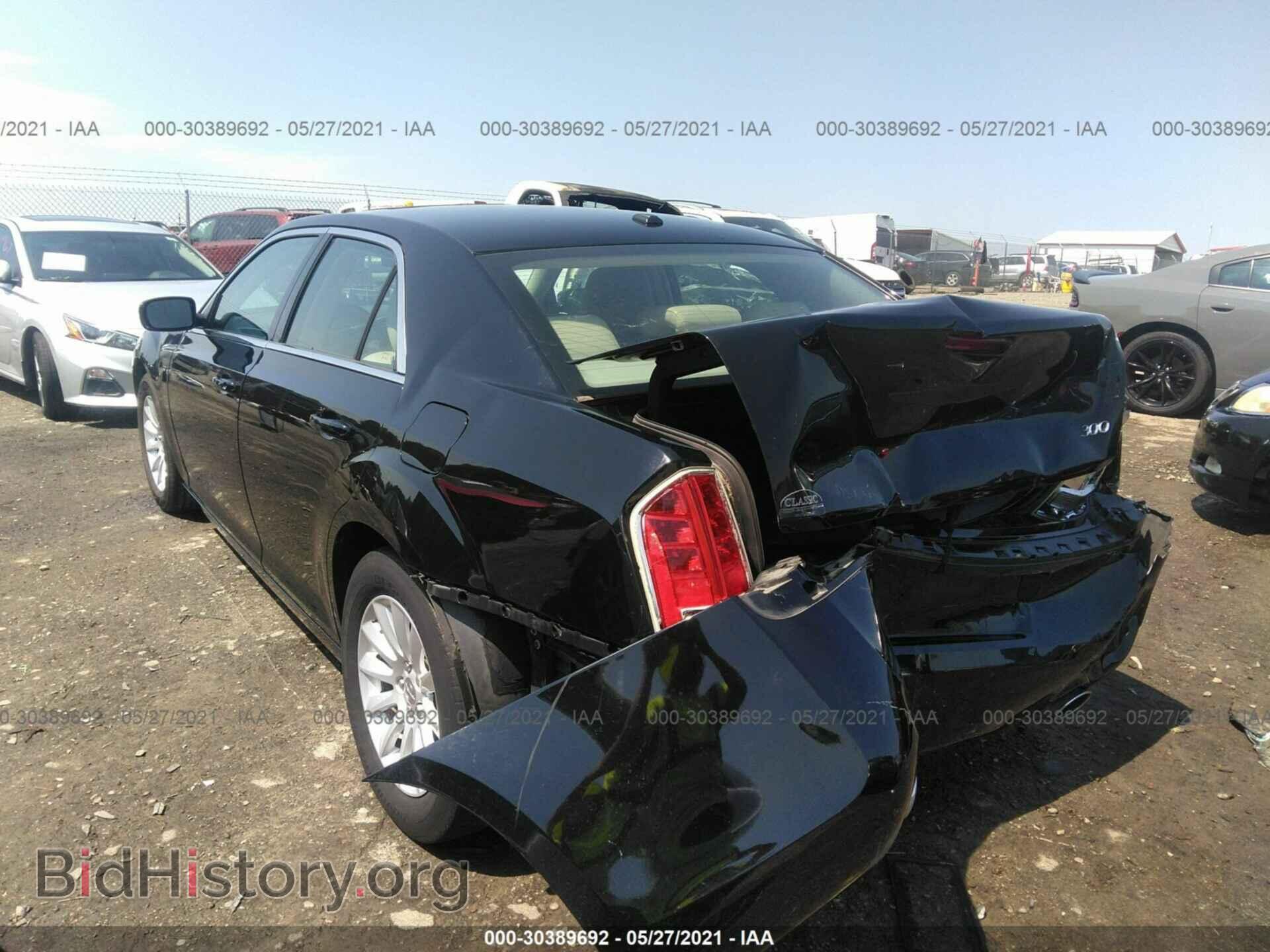 2014 CHRYSLER 300 - VIN: 2C3CCAAGXEH373379 - Фото 3