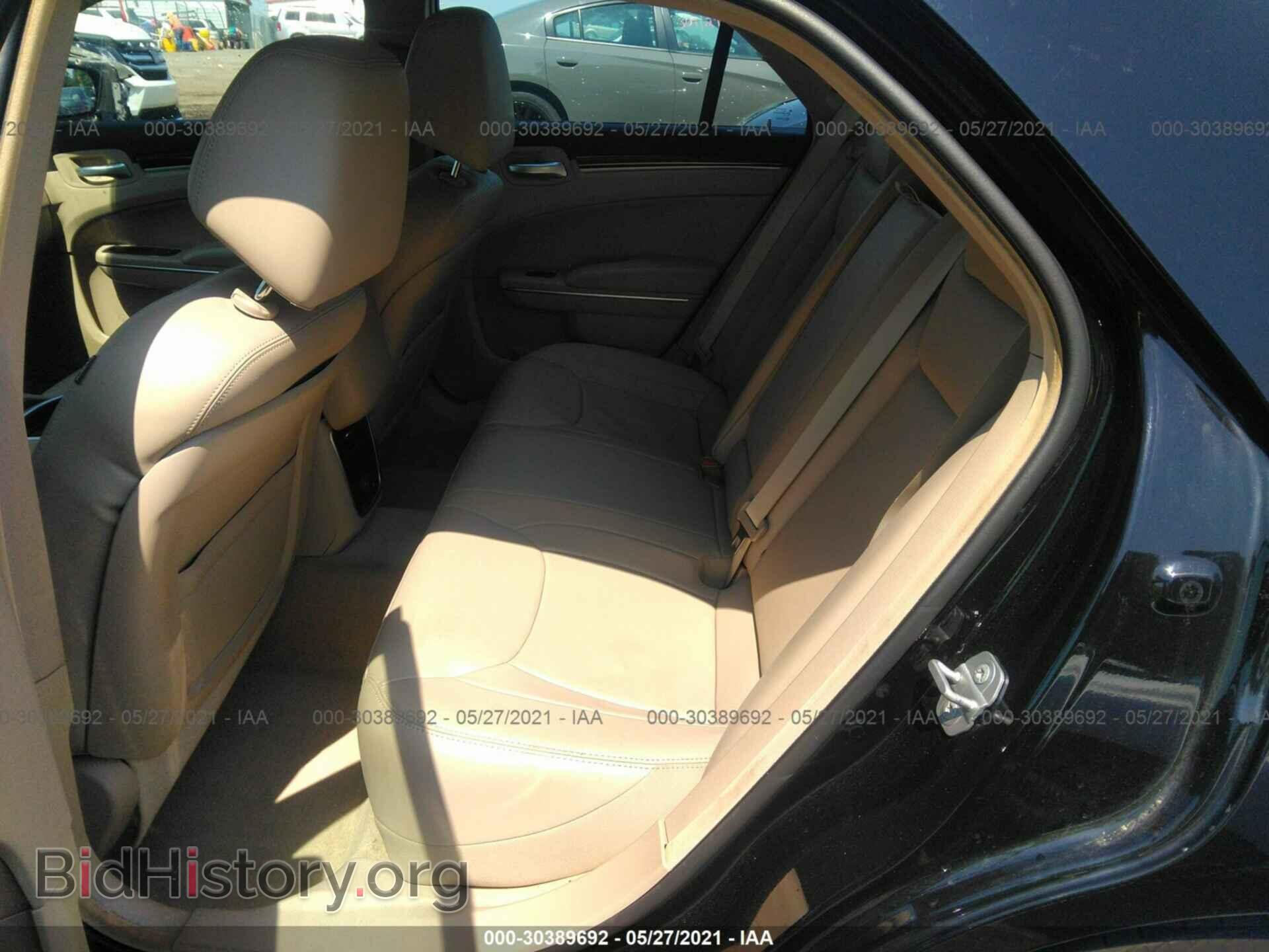 2014 CHRYSLER 300 - VIN: 2C3CCAAGXEH373379 - Фото 8