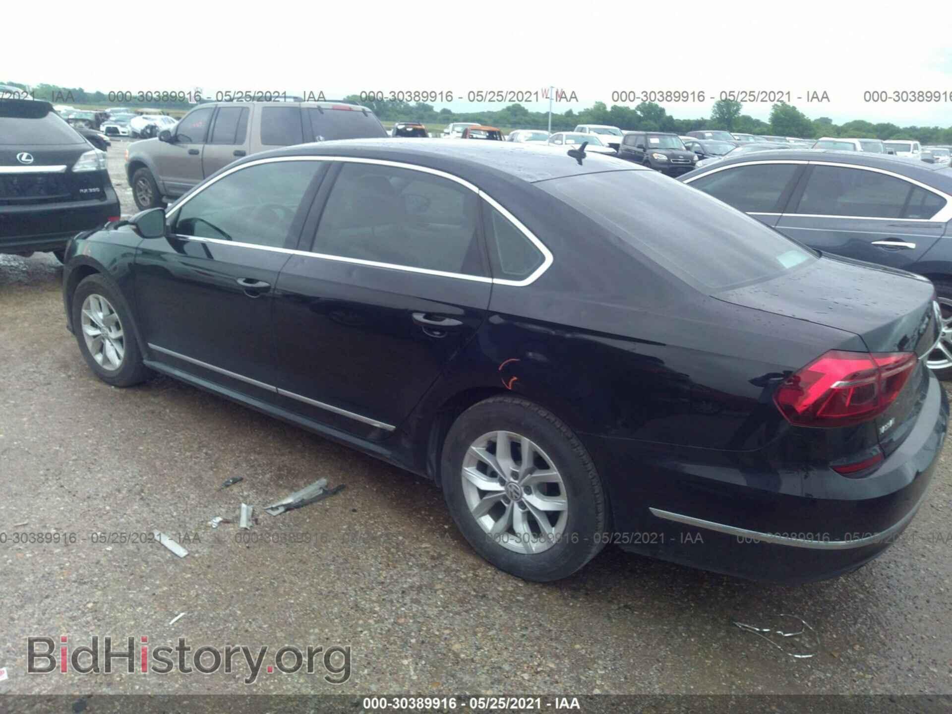 2017 VOLKSWAGEN PASSAT - VIN: 1VWAT7A35HC053801 - Фото 3