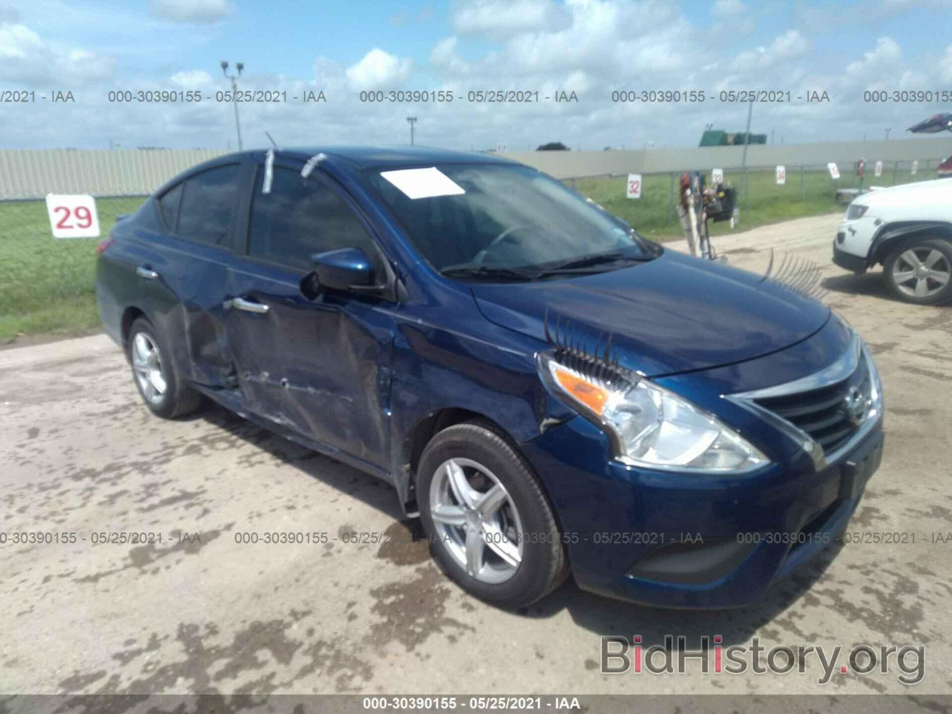 Photo 3N1CN7APXJL883857 - NISSAN VERSA SEDAN 2018