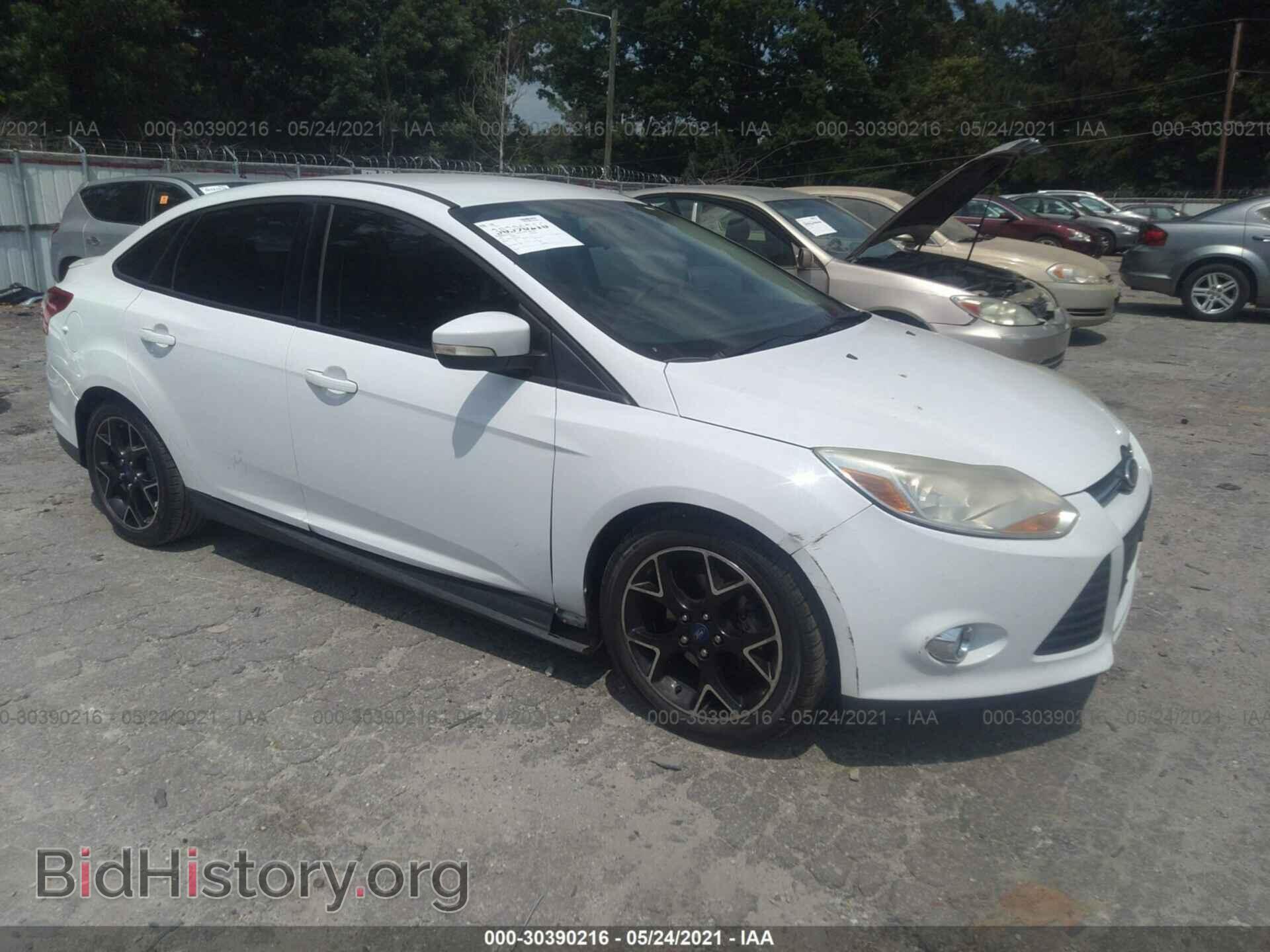Photo 1FAHP3F22CL405486 - FORD FOCUS 2012