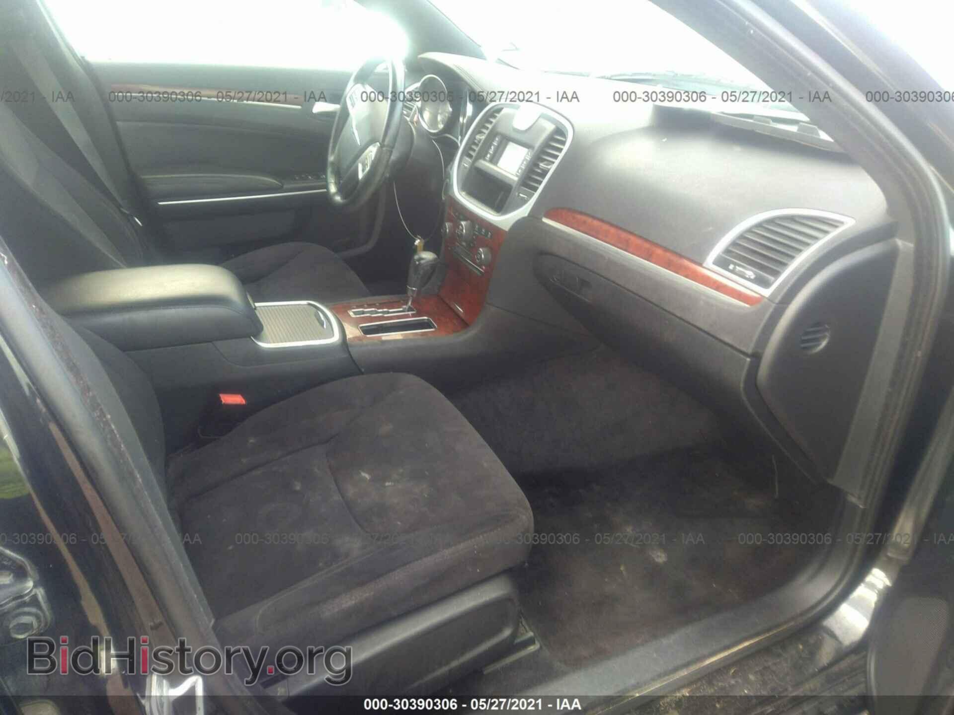 2012 CHRYSLER 300 - VIN: 2C3CCAAG6CH127068 - Фото 5