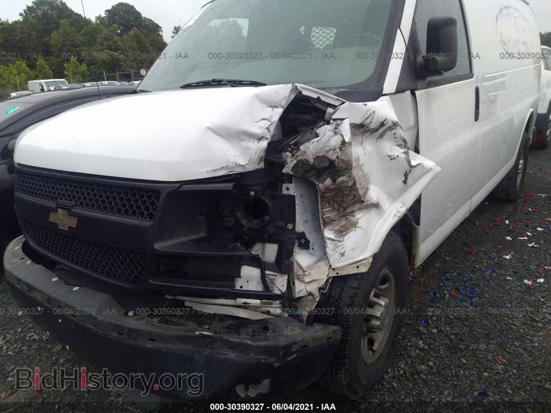 2010 CHEVROLET EXPRESS CARGO VAN - VIN: 1GCZGFBA3A1168996 - Фото 6