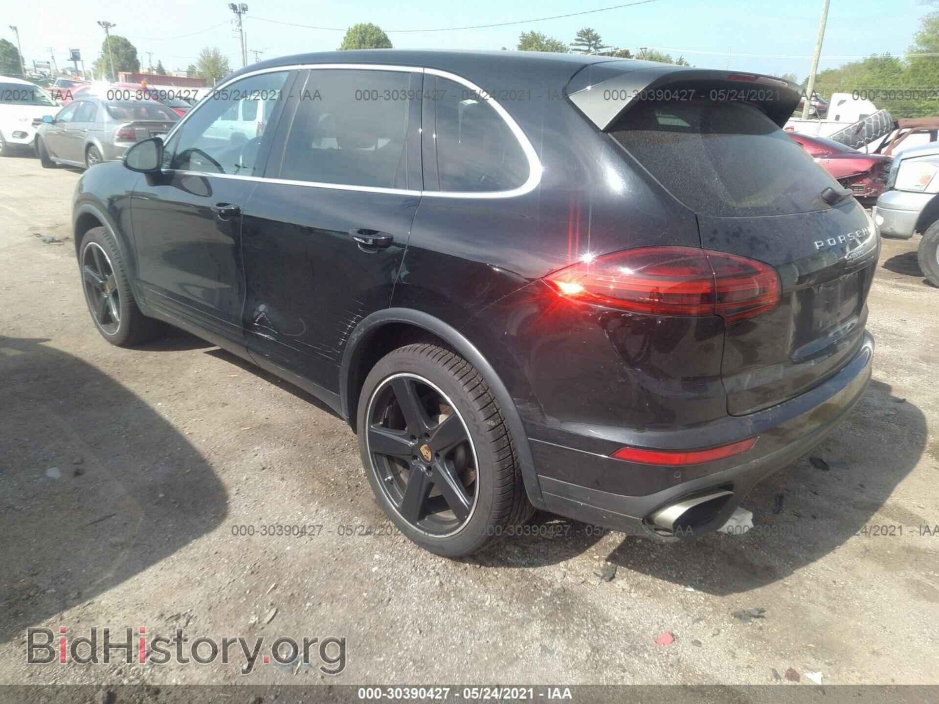 2016 PORSCHE CAYENNE - VIN: WP1AA2A21GKA10448 - Фото 3