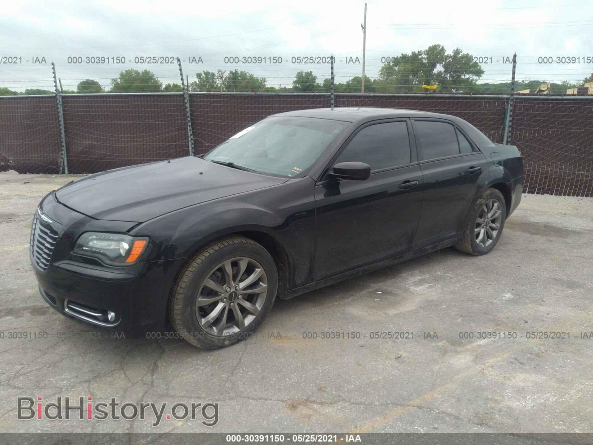 2014 CHRYSLER 300 - VIN: 2C3CCAGG1EH222499 - Фото 2