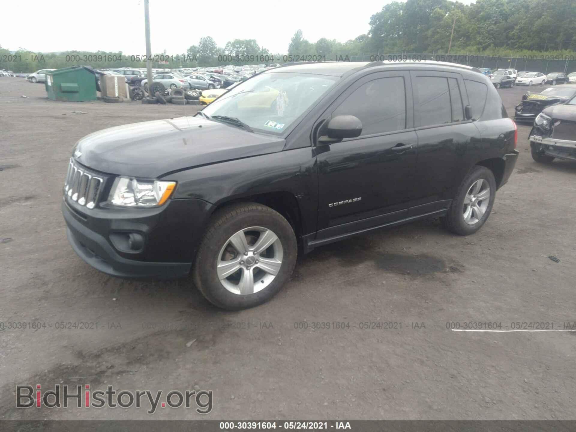 2013 JEEP COMPASS - VIN: 1C4NJCBB2DD235081 - Фото 2