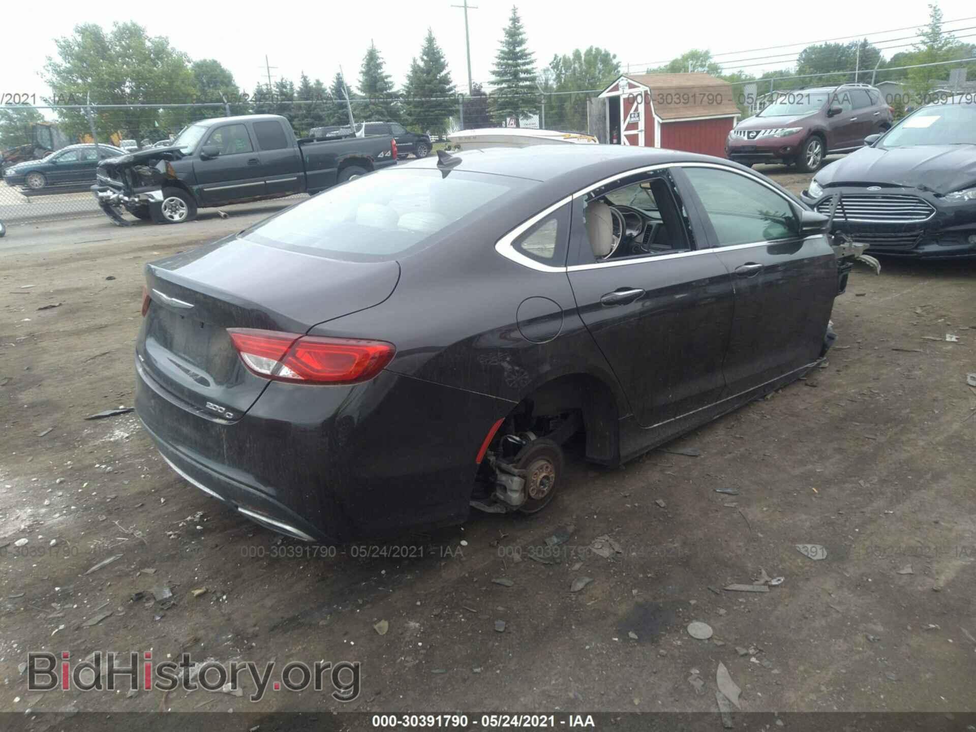 2015 CHRYSLER 200 - VIN: 1C3CCCEG2FN610719 - Photo 4