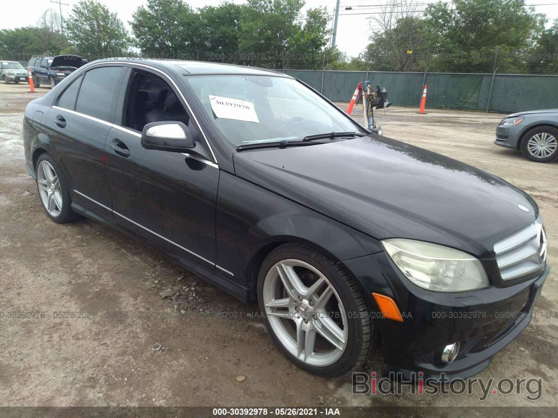 Photo WDDGF54X89R054713 - MERCEDES-BENZ C-CLASS 2009