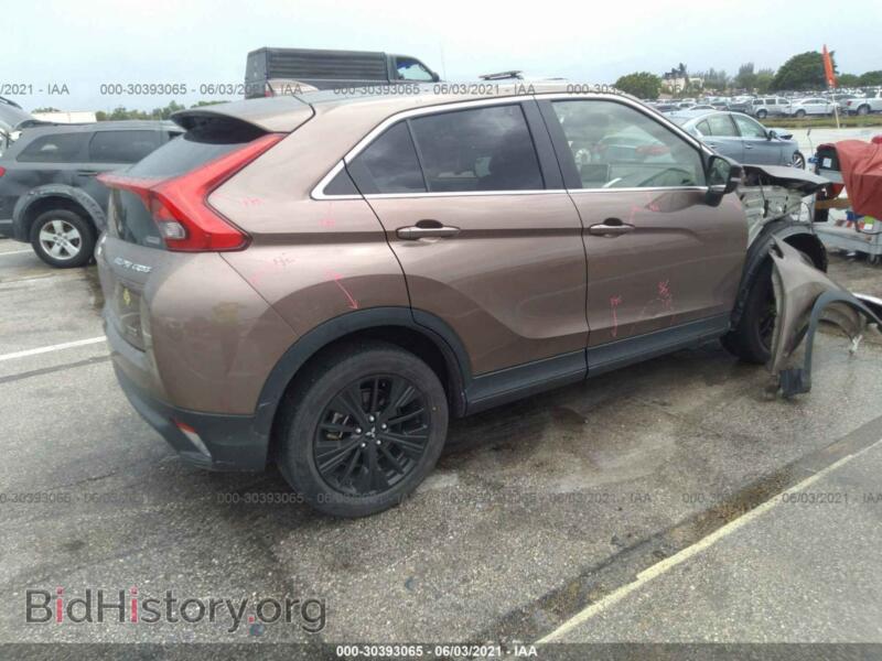 2018 Mitsubishi ECLIPSE CROSS (VIN JA4AT4AA9JZ047772) — фото 4 из 11