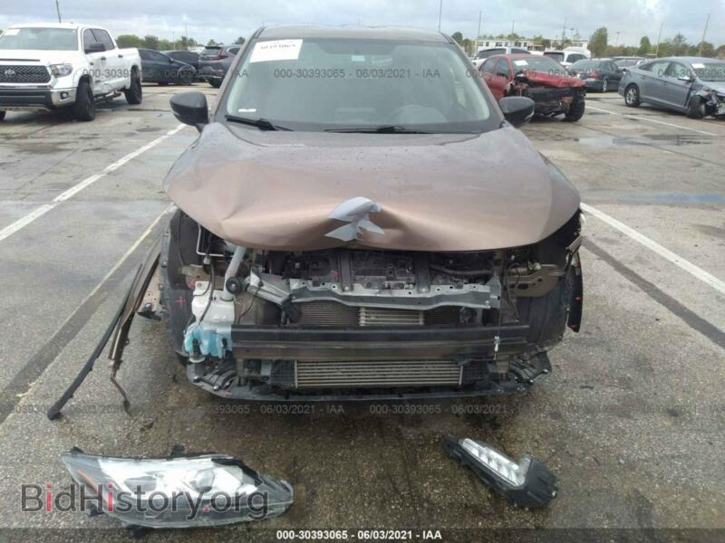 2018 Mitsubishi ECLIPSE CROSS (VIN JA4AT4AA9JZ047772) — фото 6 из 11