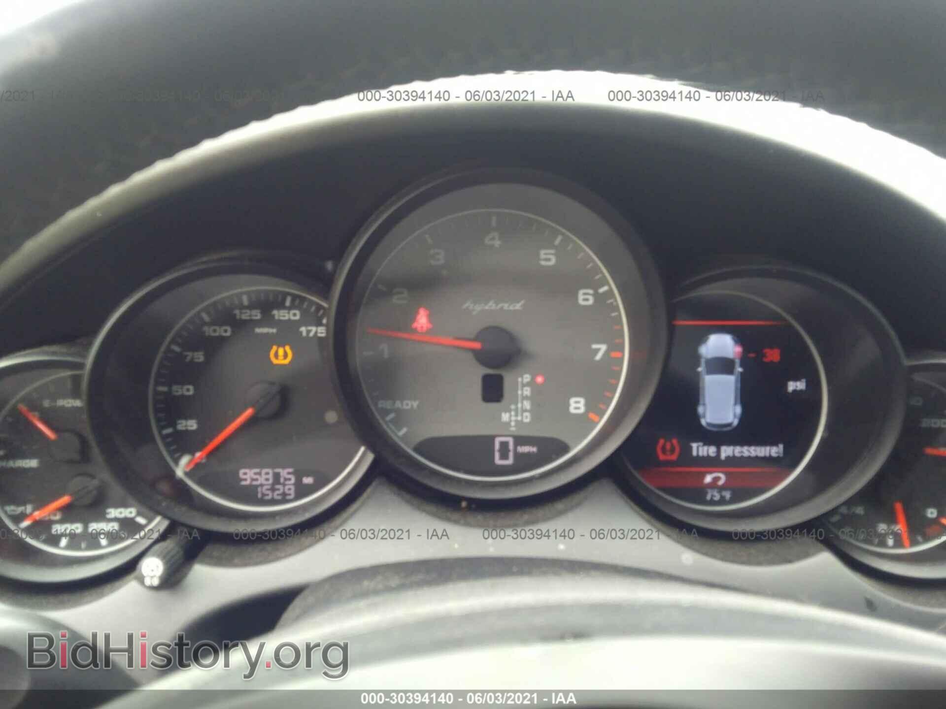 2011 PORSCHE CAYENNE - VIN: WP1AE2A26BLA92345 - Фото 7