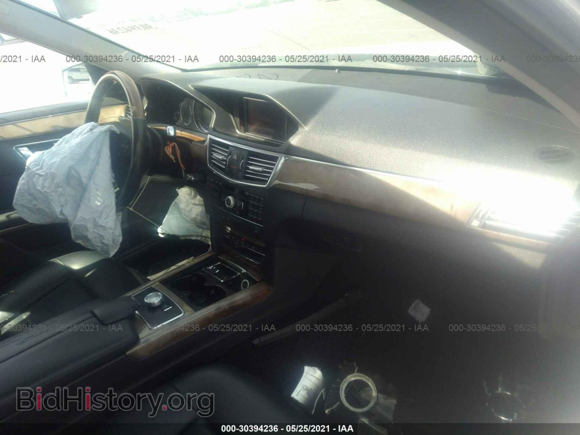 2011 MERCEDES-BENZ E-CLASS - VIN: WDDHF5GB1BA304219 - Фото 5