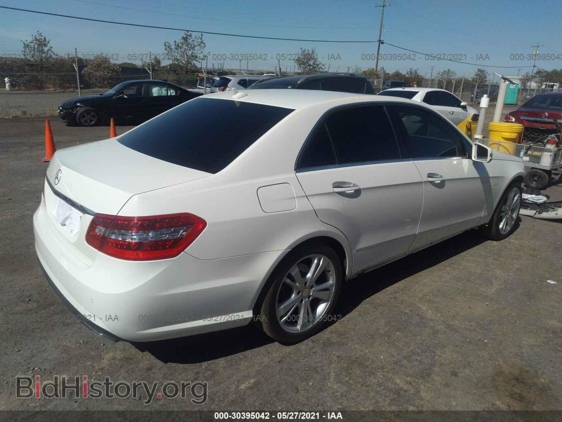 2012 MERCEDES-BENZ E-CLASS - VIN: WDDHF5KB3CA642858 - Photo 4