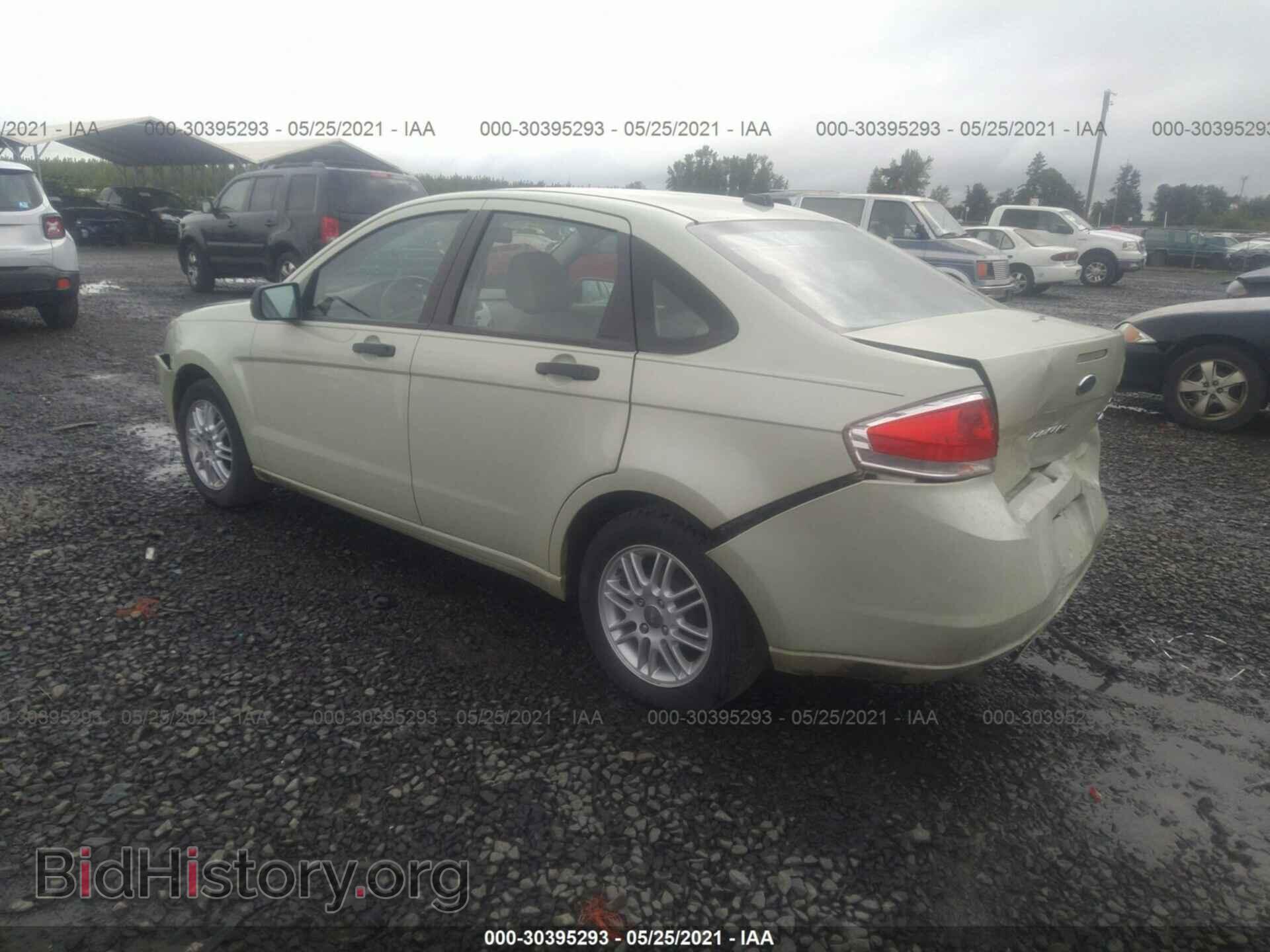 2011 FORD FOCUS - VIN: 1FAHP3FN5BW190886 - Photo 3