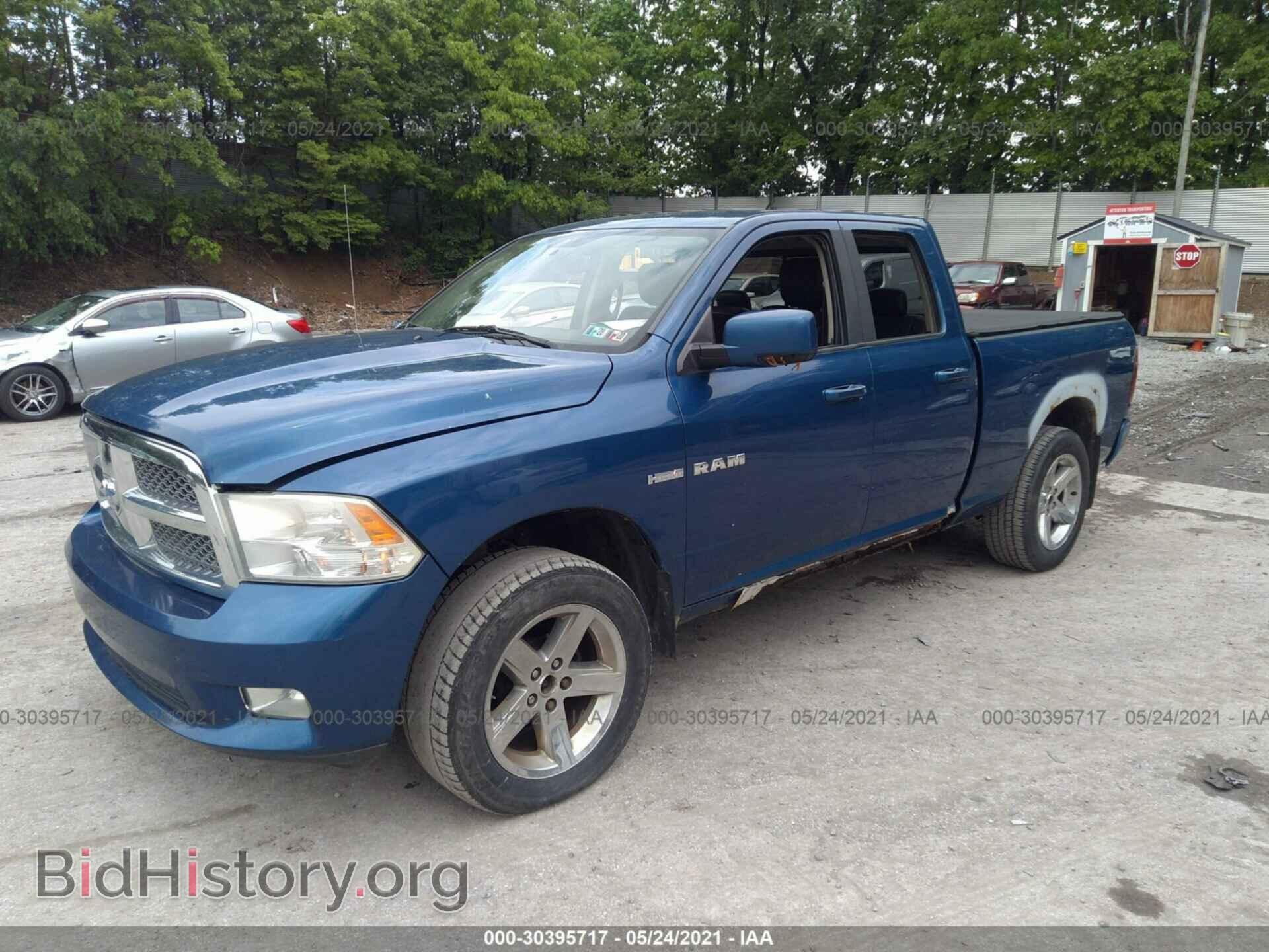 2009 DODGE RAM 1500 - VIN: 1D3HV18T09S799215 - Фото 2