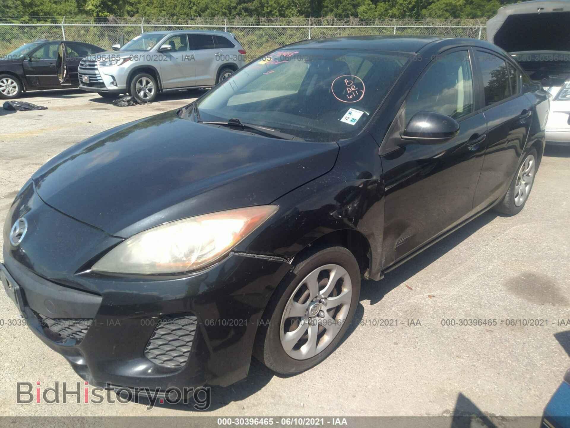 2013 MAZDA MAZDA3 - VIN: JM1BL1TF6D1702474 - Фото 2