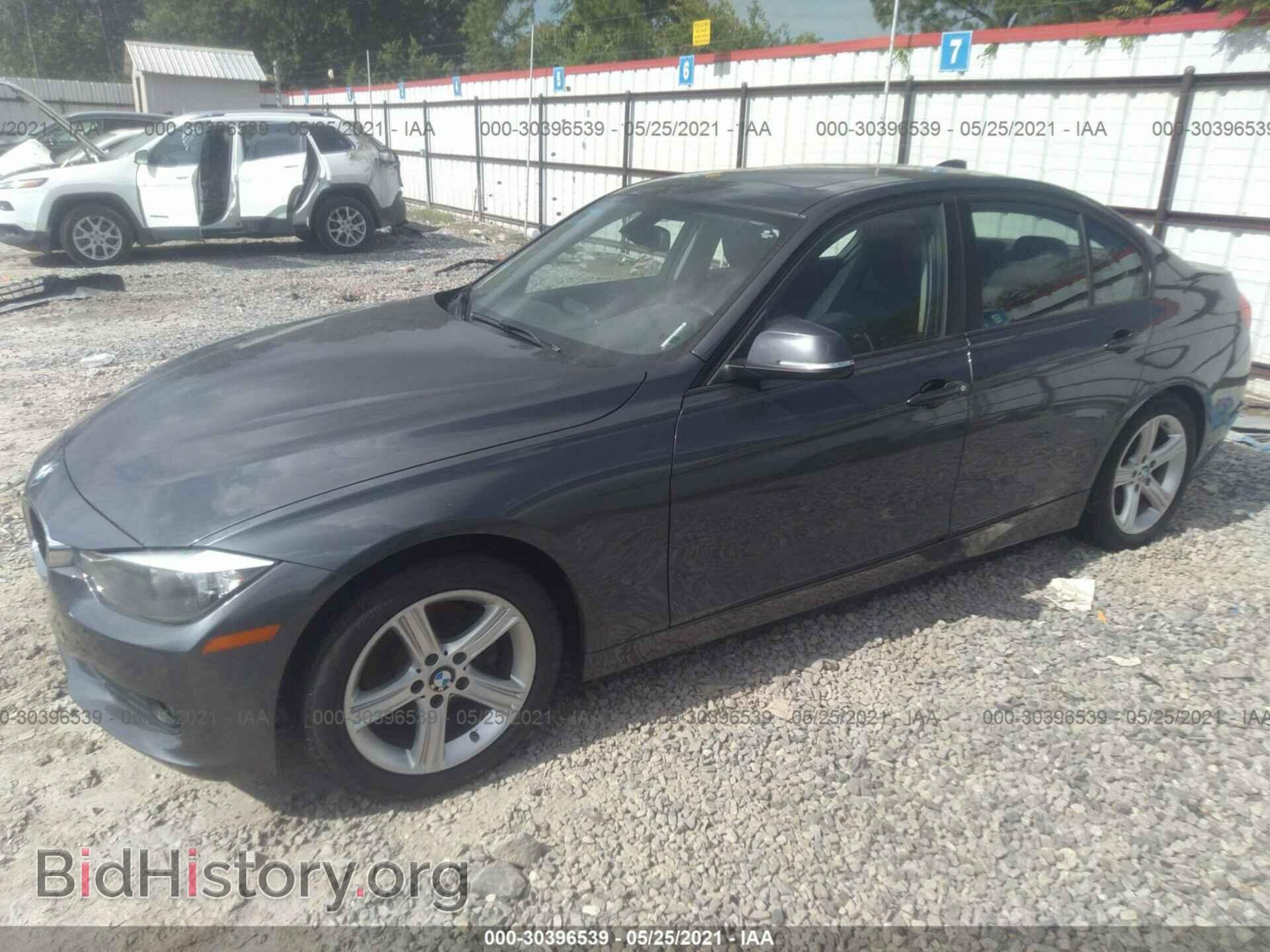 2013 BMW 3 SERIES - VIN: WBA3A5C51DF601030 - Фото 2