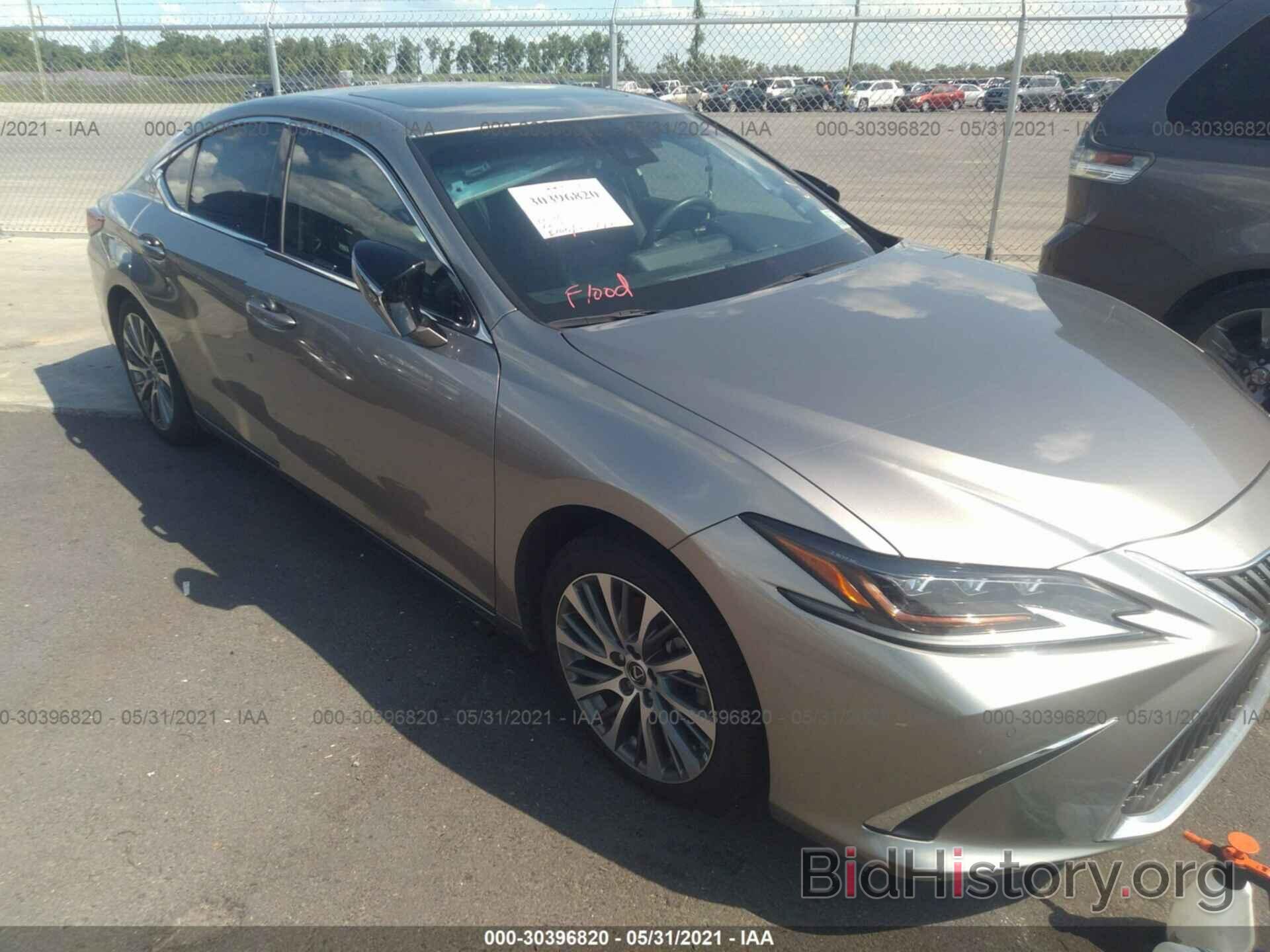 Photo 58ABZ1B19KU048798 - LEXUS ES 2019