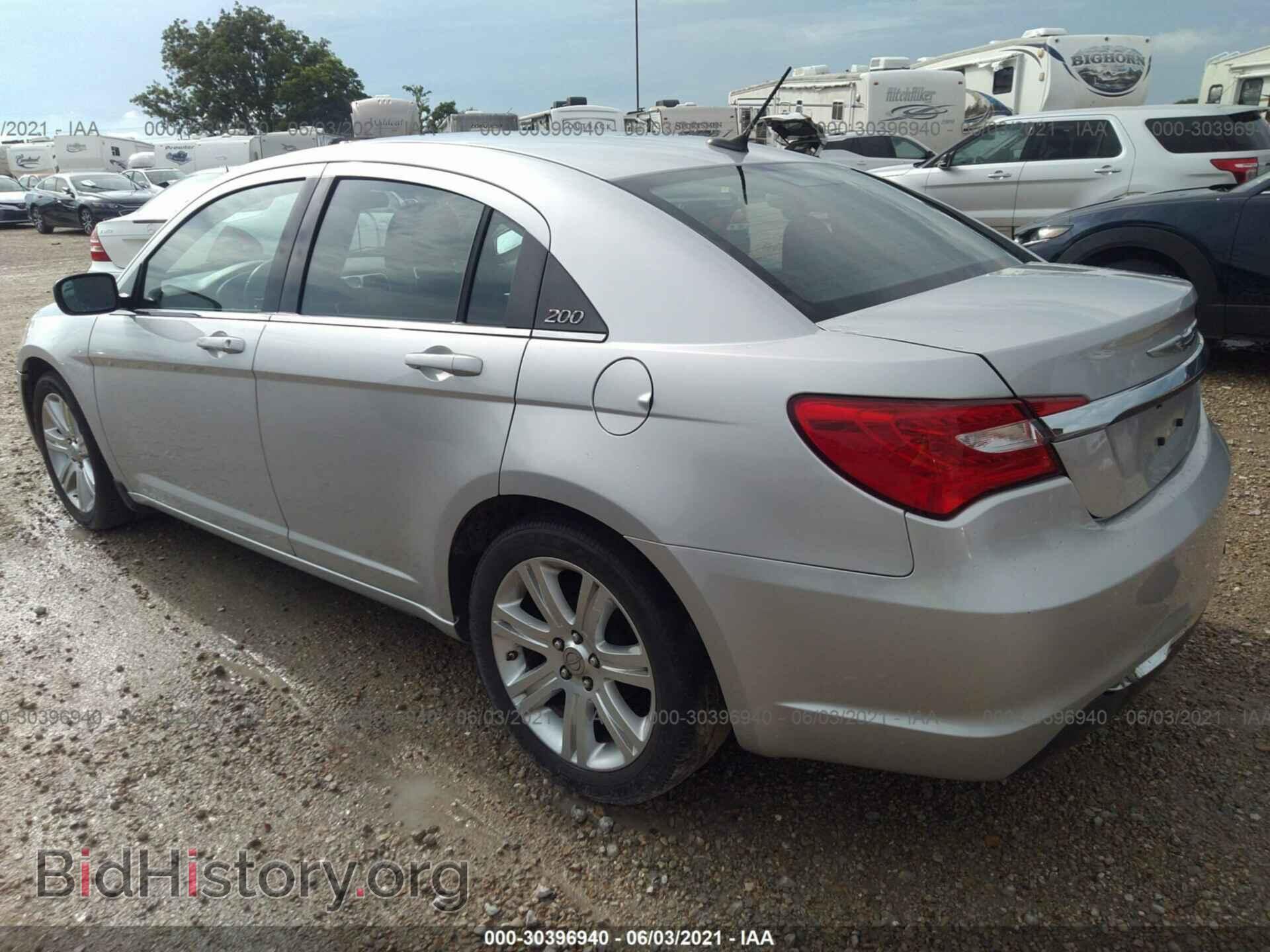 2012 CHRYSLER 200 - VIN: 1C3CCBBG0CN125523 - Фото 3