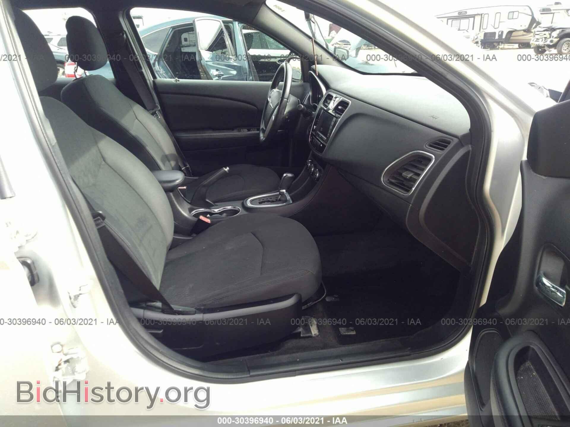 2012 CHRYSLER 200 - VIN: 1C3CCBBG0CN125523 - Фото 5