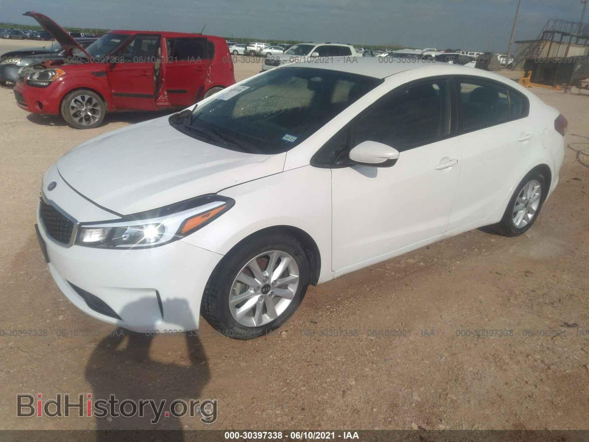 2017 KIA FORTE - VIN: 3KPFL4A79HE149496 - Photo 2