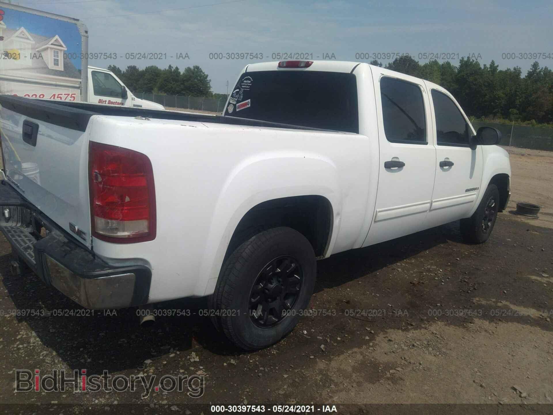 2007 GMC SIERRA 1500 - VIN: 3GTEC13C27G508064 - Фото 4