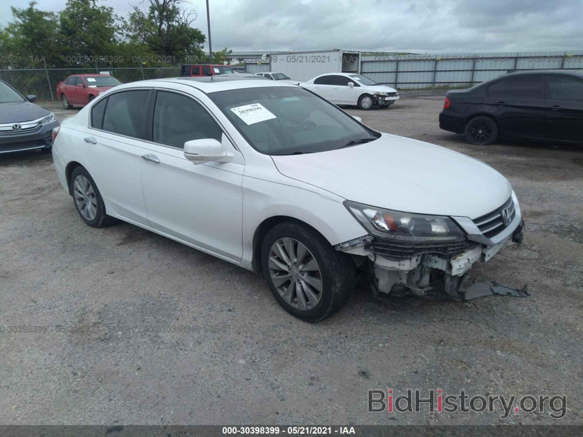 Фотография 1HGCR2F83DA087521 - HONDA ACCORD SDN 2013