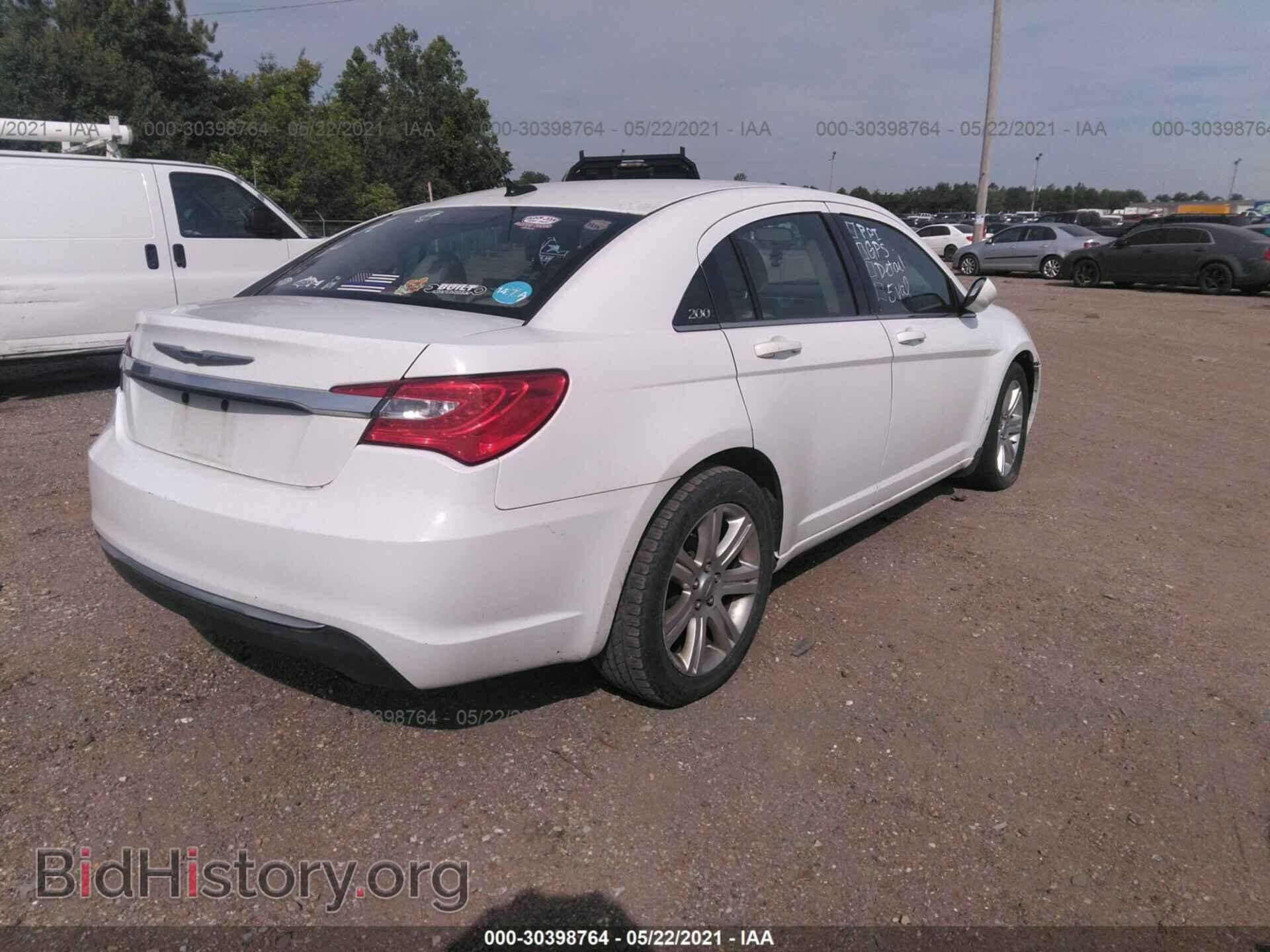 2012 CHRYSLER 200 - VIN: 1C3CCBBB3CN213390 - Фото 4