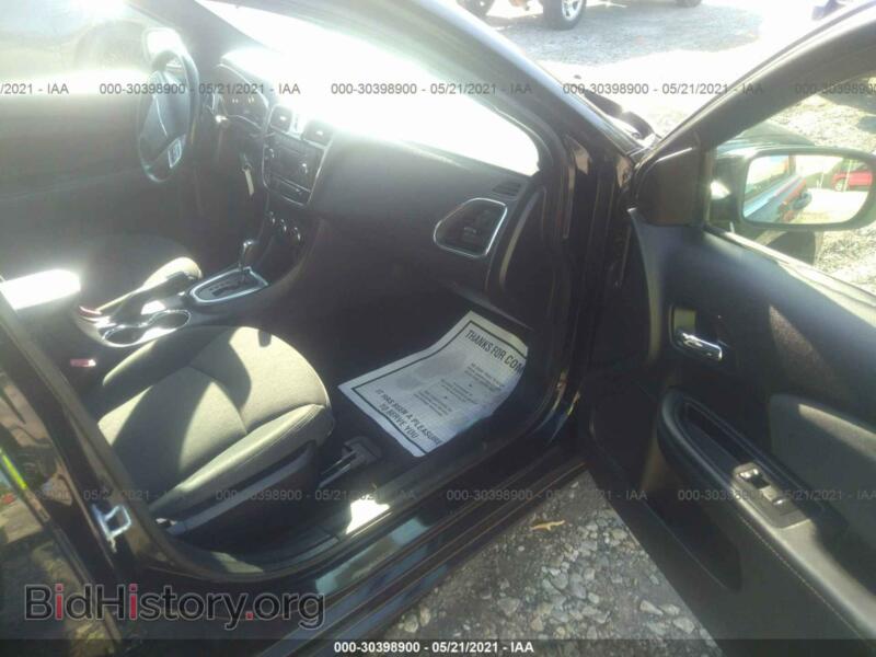 2011 Chrysler 200 (VIN 1C3BC1FB5BN617886) — фото 5 из 11