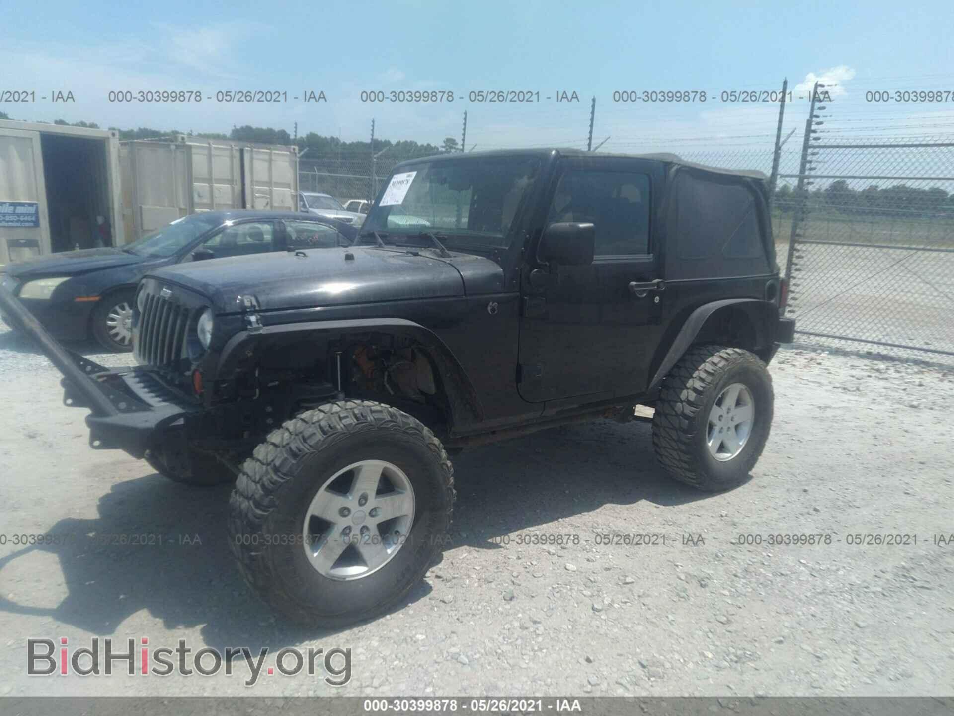 2011 JEEP WRANGLER - VIN: 1J4AA2D10BL577252 - Фото 2