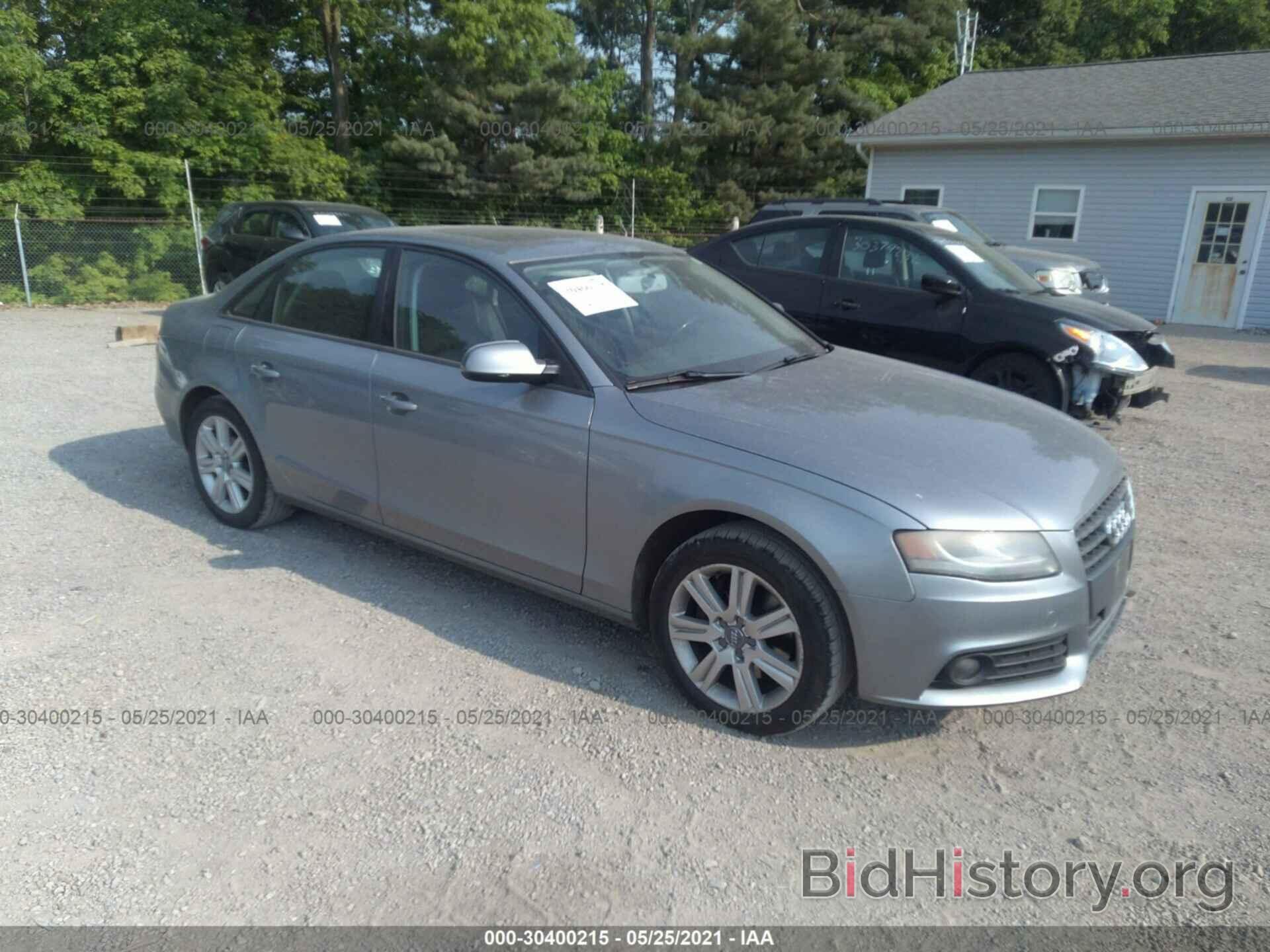 Photo WAUBFAFL2BN036094 - AUDI A4 2011