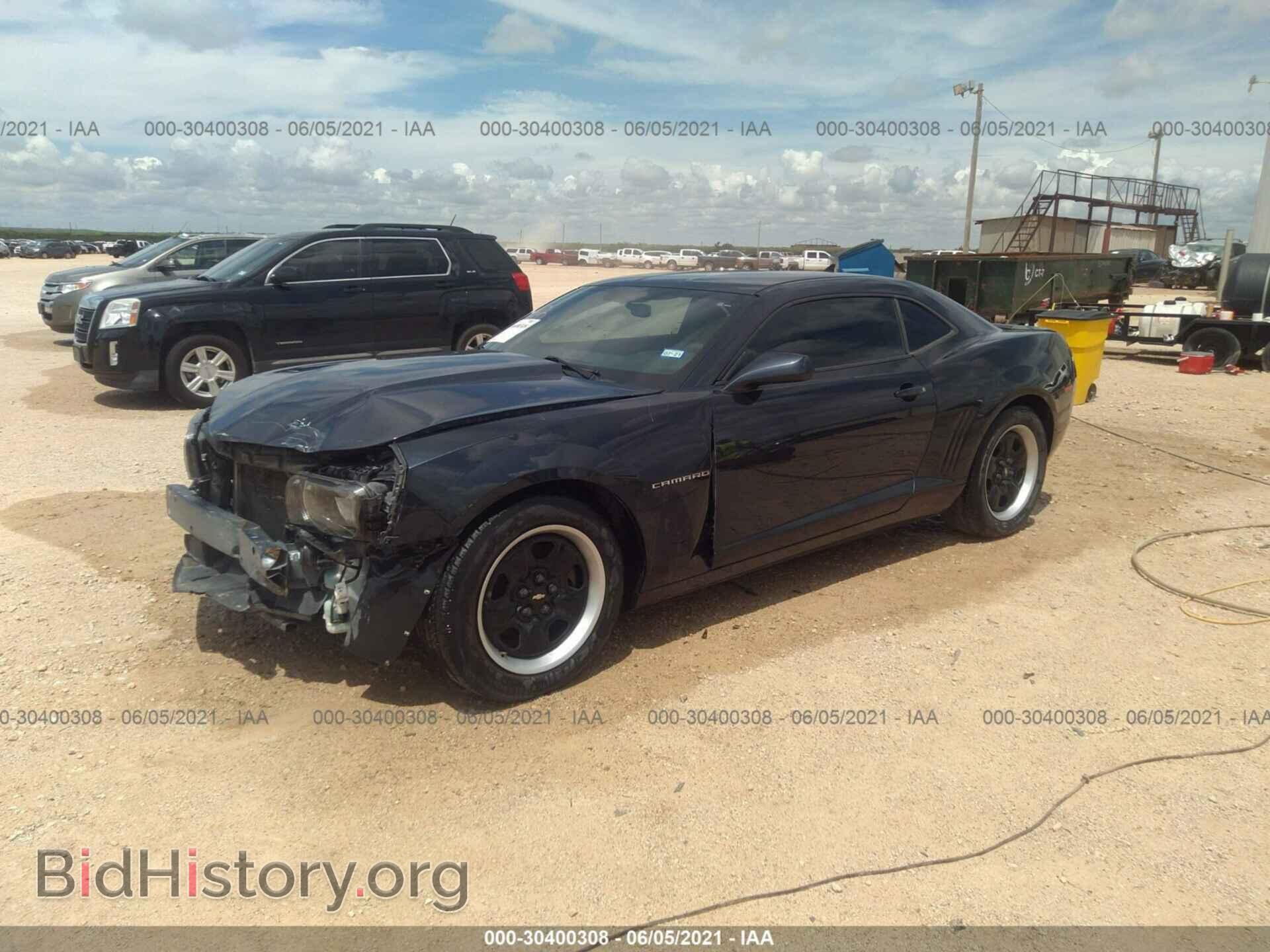 2013 CHEVROLET CAMARO - VIN: 2G1FA1E37D9191663 - Photo 2