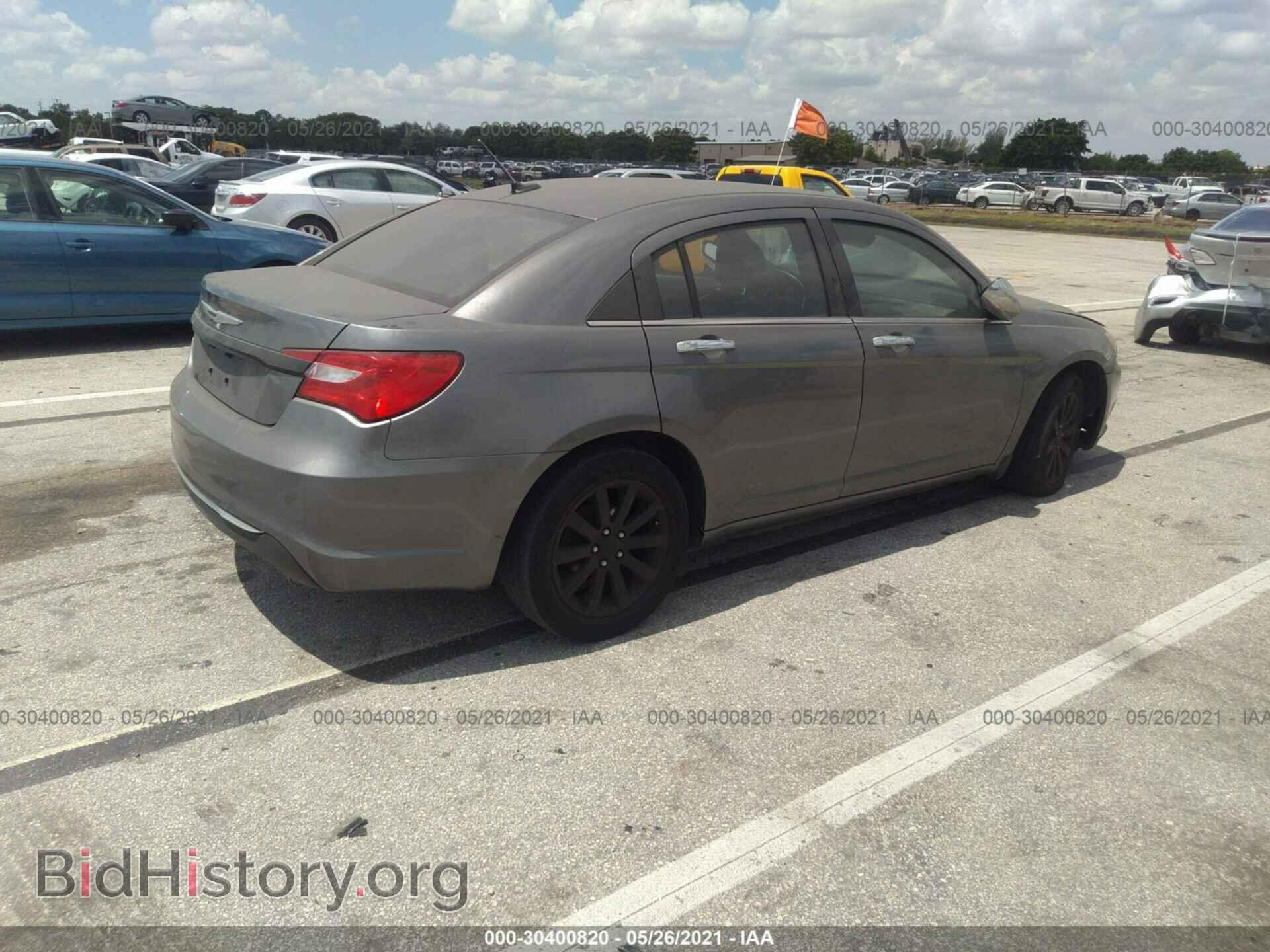 2013 CHRYSLER 200 - VIN: 1C3CCBCG5DN527005 - Фото 4