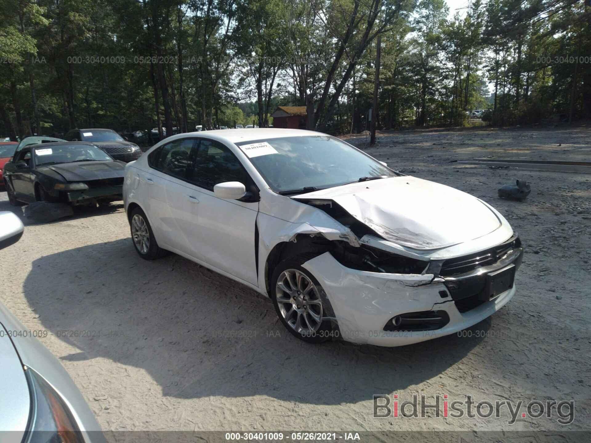 Photo 1C3CDFBA8DD330403 - DODGE DART 2013