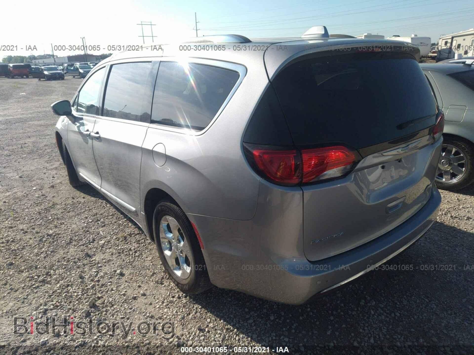 2018 CHRYSLER PACIFICA - VIN: 2C4RC1N75JR359071 - Фото 3