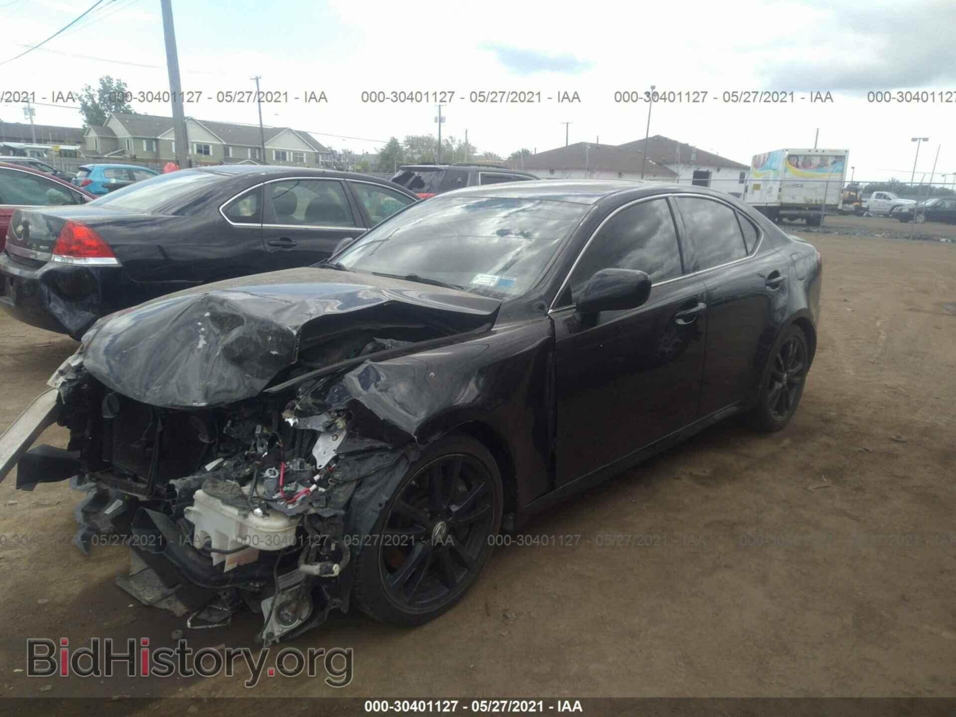 2007 LEXUS IS 350 - VIN: JTHBE262072012807 - Photo 2