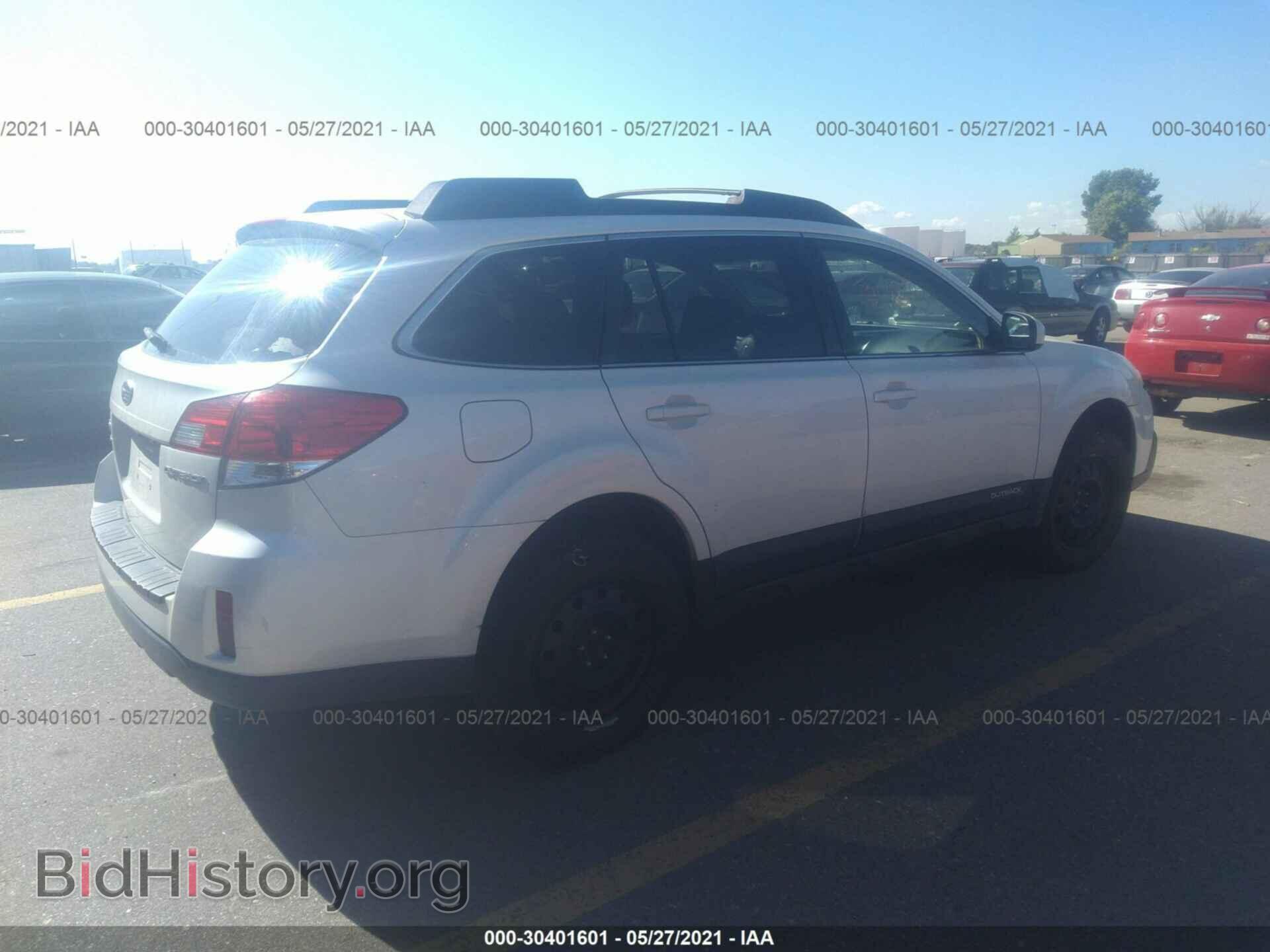 2013 SUBARU OUTBACK - VIN: 4S4BRCCC2D3227647 - Фото 4