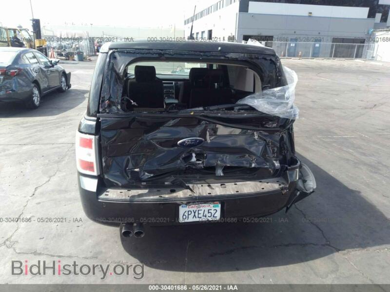 2011 Ford FLEX (VIN 2FMGK5BC4BBD08508) — photo 6 of 11