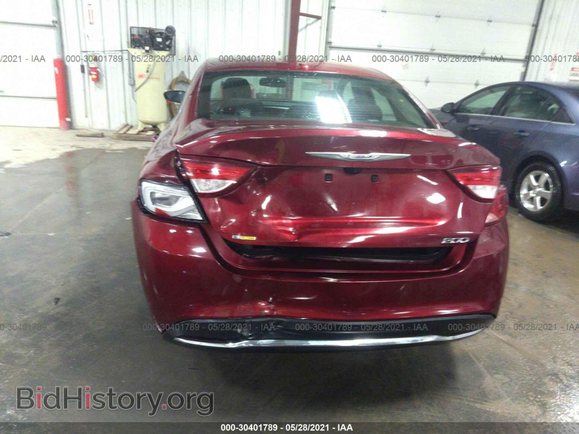 2015 CHRYSLER 200 - VIN: 1C3CCCAB1FN718775 - Фото 6
