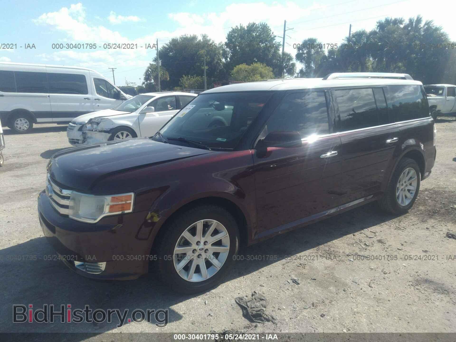 2011 FORD FLEX - VIN: 2FMGK5CC0BBD11663 - Photo 2