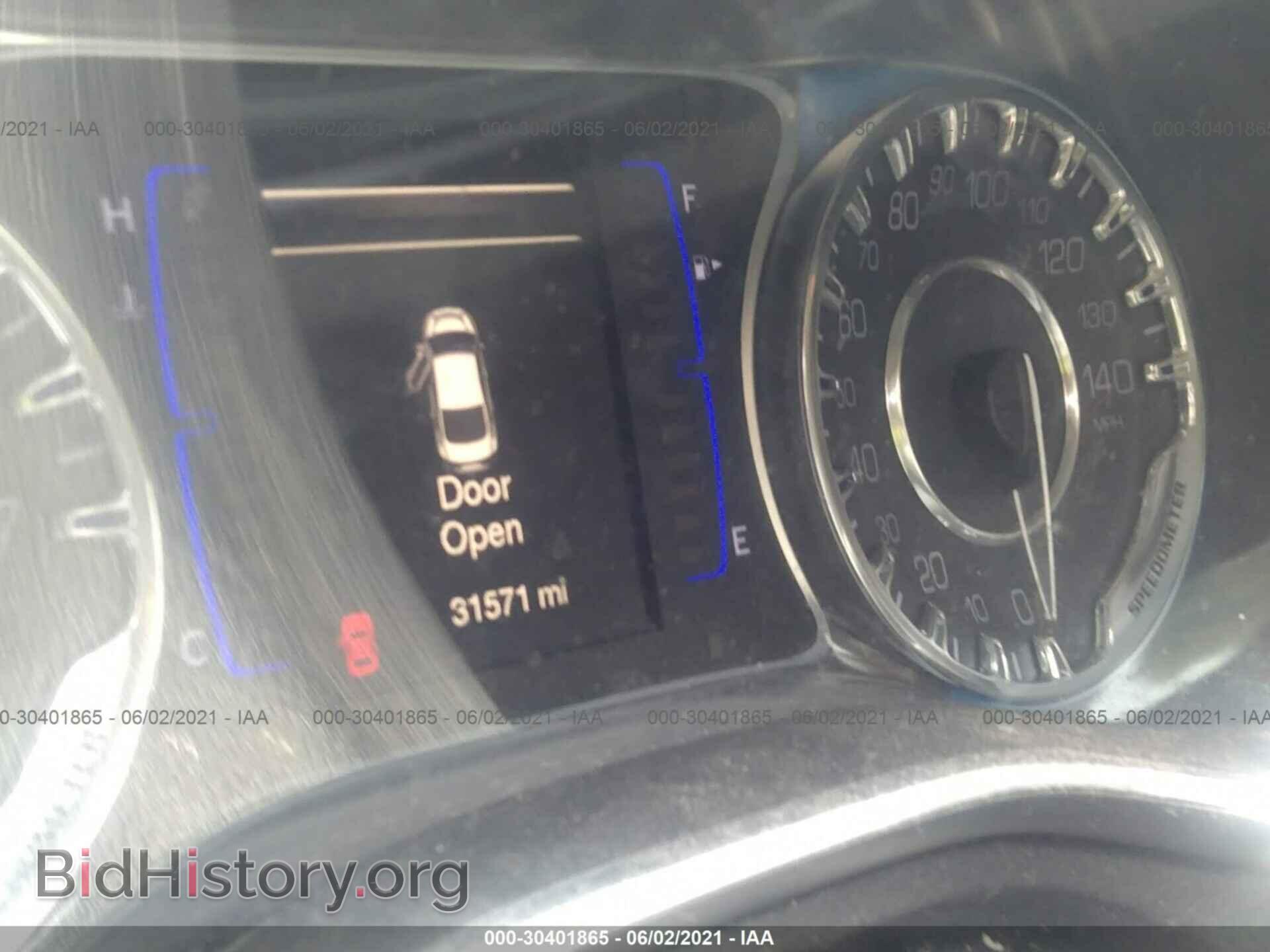 2016 CHRYSLER 200 - VIN: 1C3CCCAB7GN168502 - Фото 7