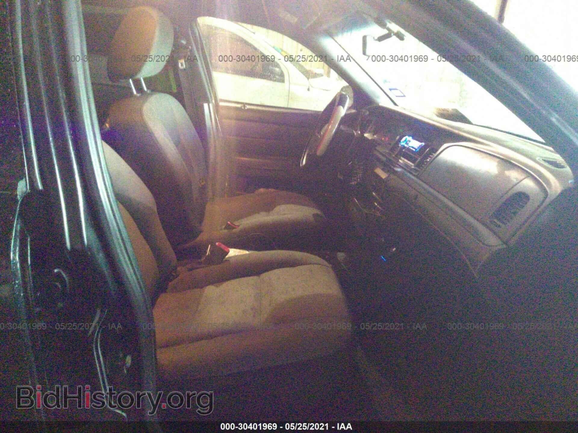 2011 FORD POLICE INTERCEPTOR - VIN: 2FABP7BV2BX119037 - Фото 5