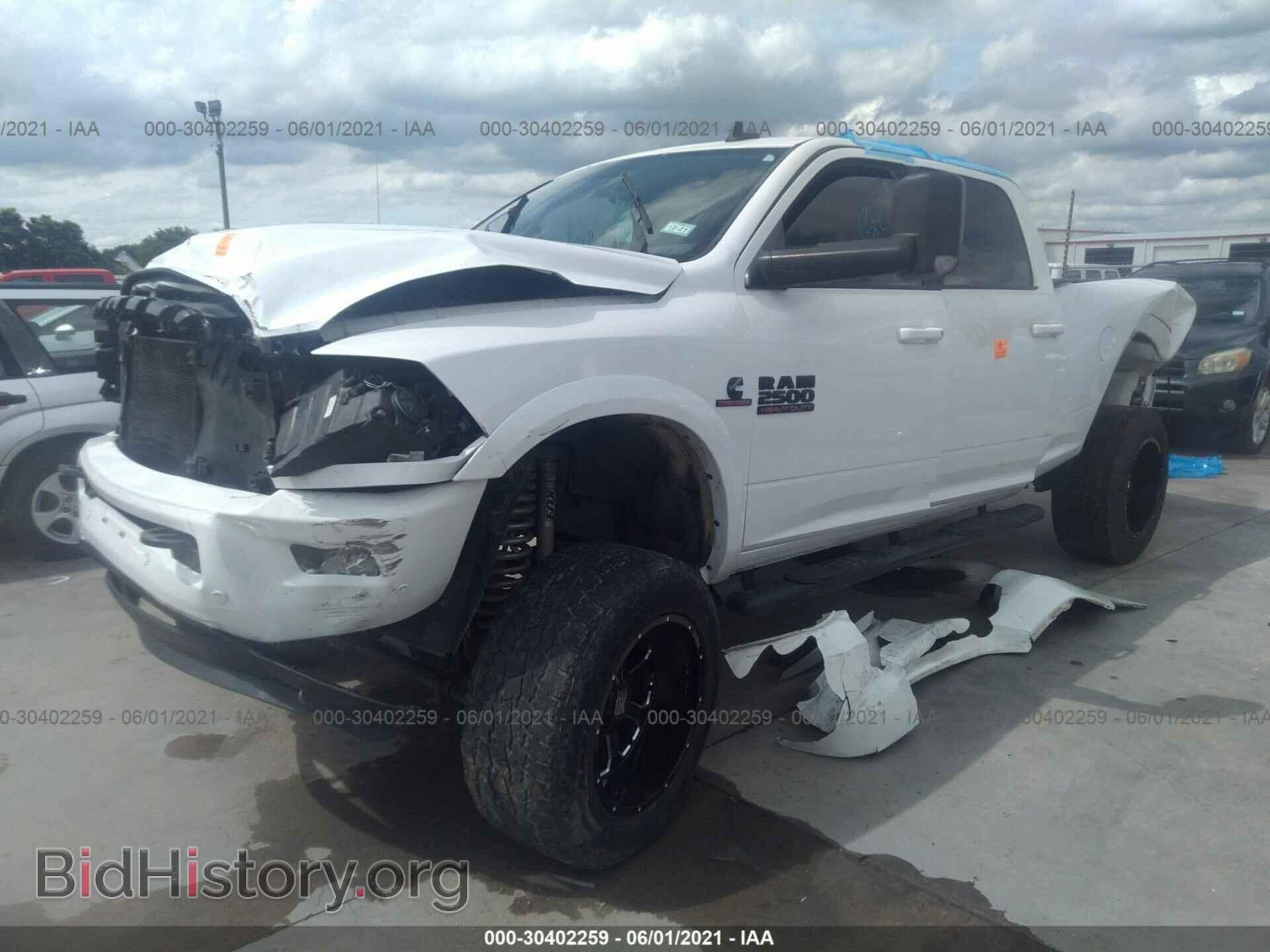 2017 RAM 2500 - VIN: 3C6UR5DL8HG653246 - Photo 2
