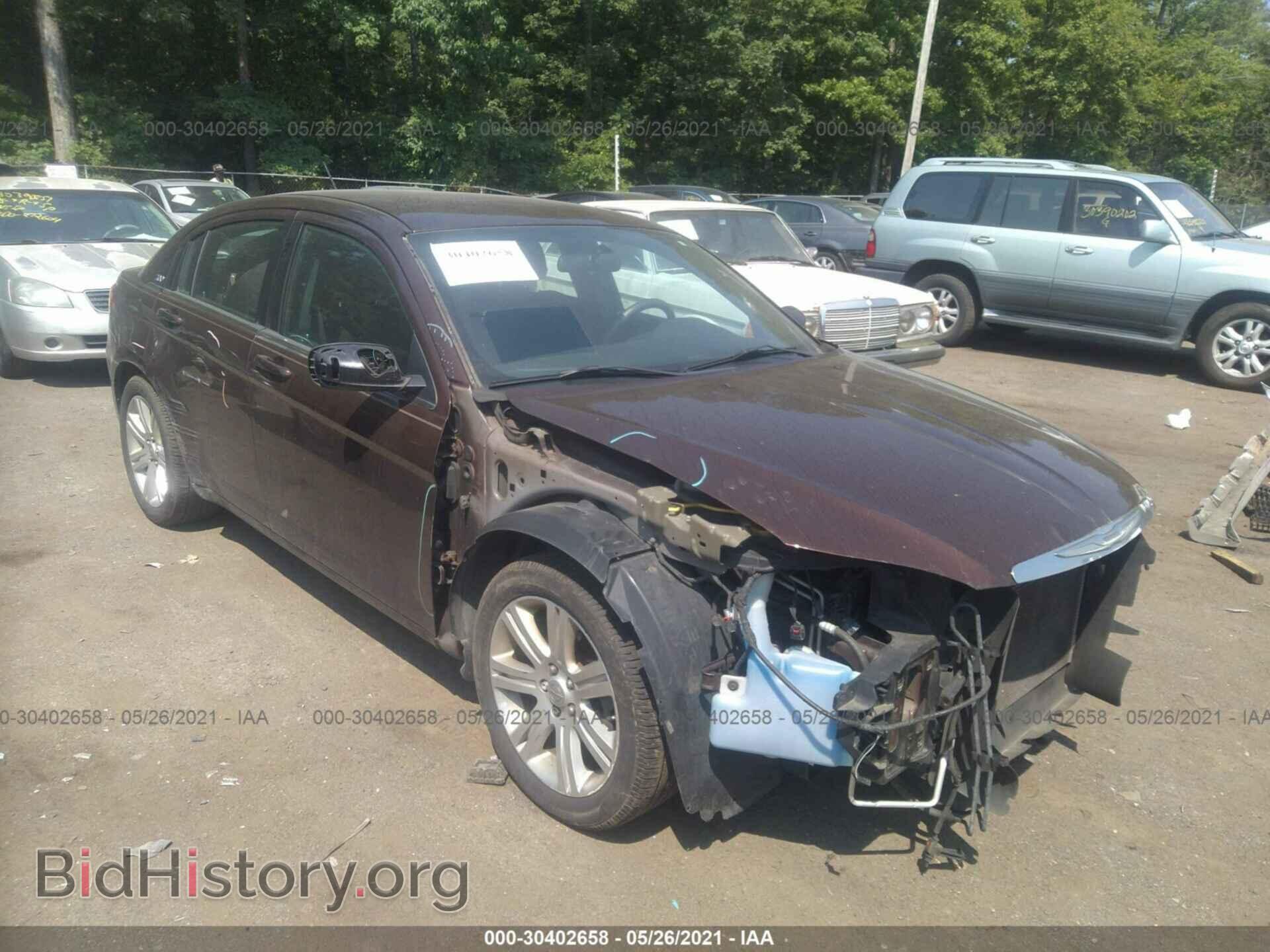 Photo 1C3CCBAB3DN705484 - CHRYSLER 200 2013