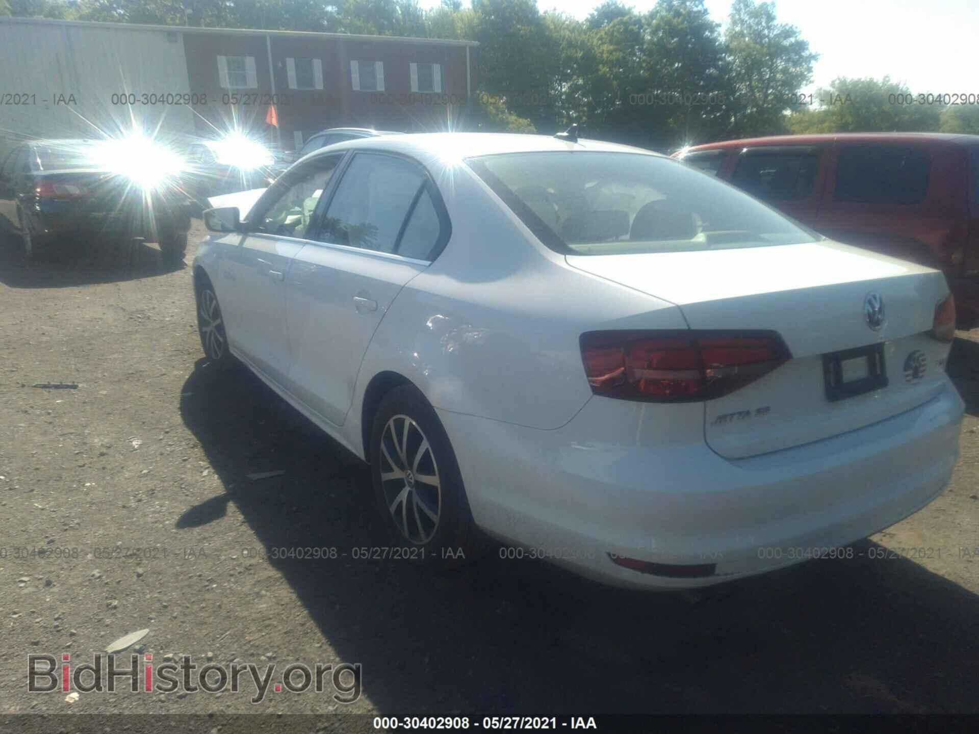 2017 VOLKSWAGEN JETTA - VIN: 3VWDB7AJ7HM266021 - Фото 3