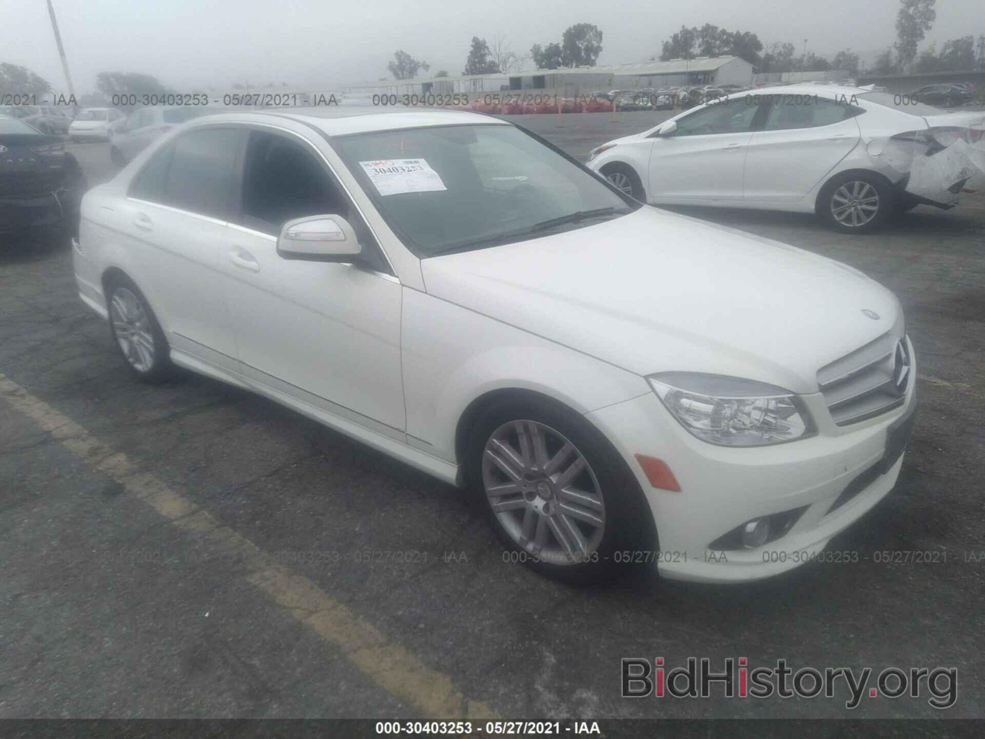 Photo WDDGF54X49R049797 - MERCEDES-BENZ C-CLASS 2009