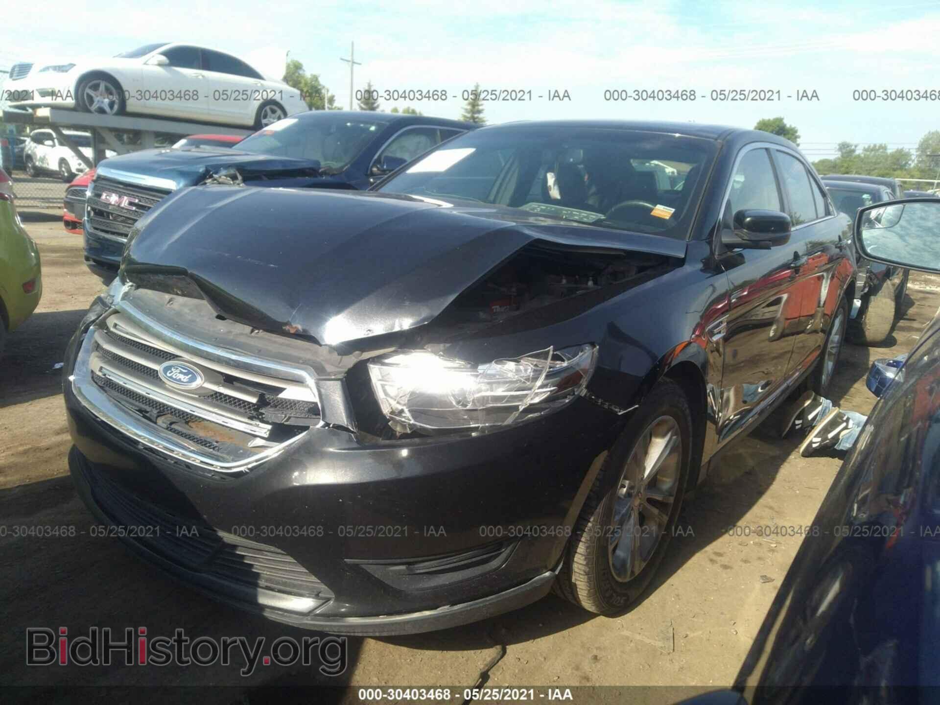 2013 FORD TAURUS - VIN: 1FAHP2E82DG133497 - Фото 2