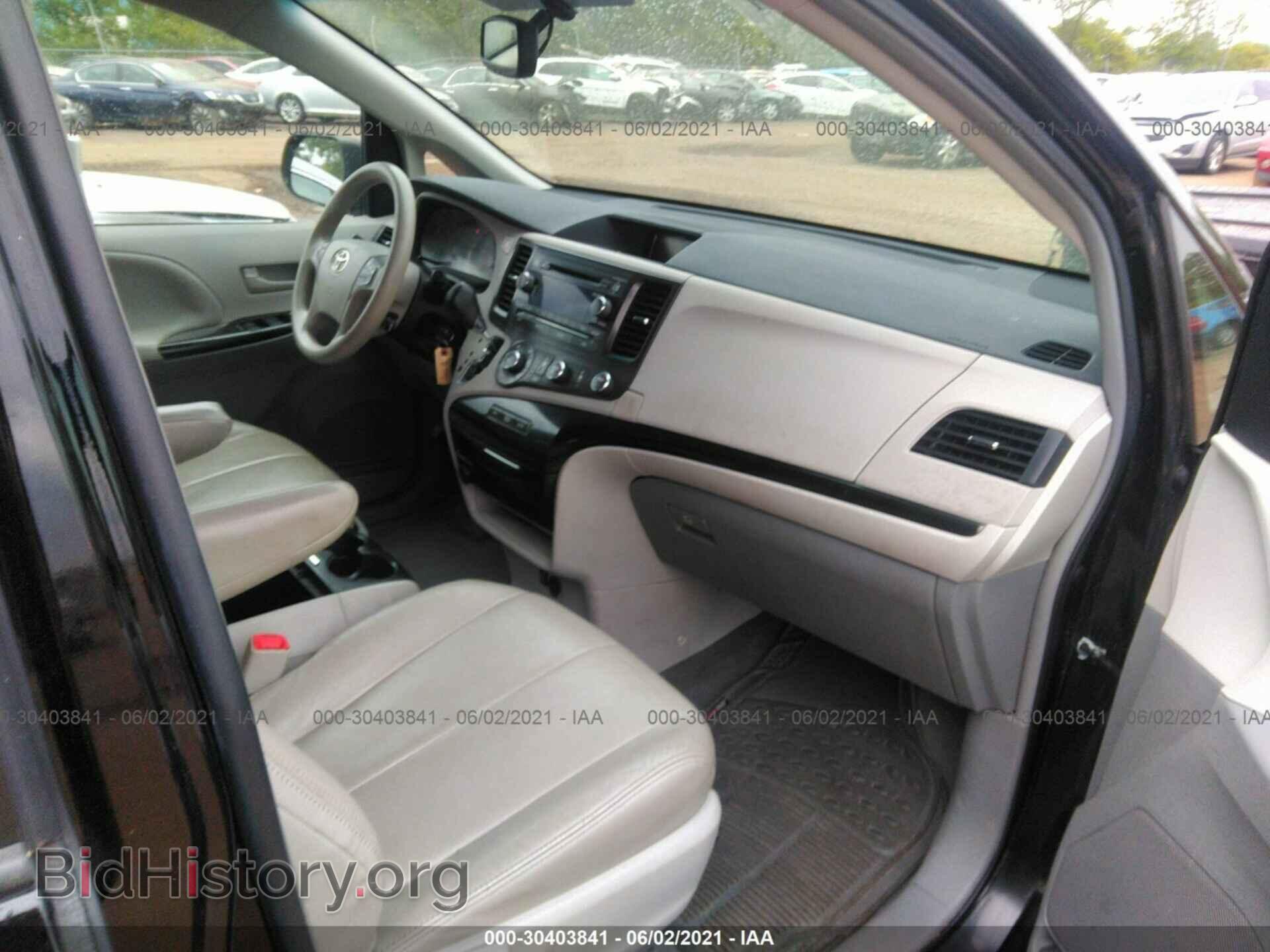 2011 TOYOTA SIENNA - VIN: 5TDKK3DCXBS174876 - Фото 5
